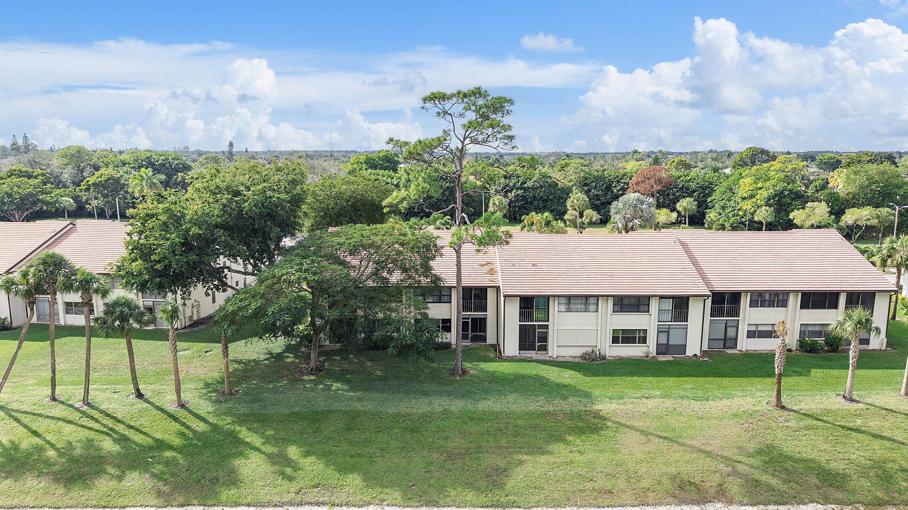 4900 Lucerne Lakes Boulevard W 206