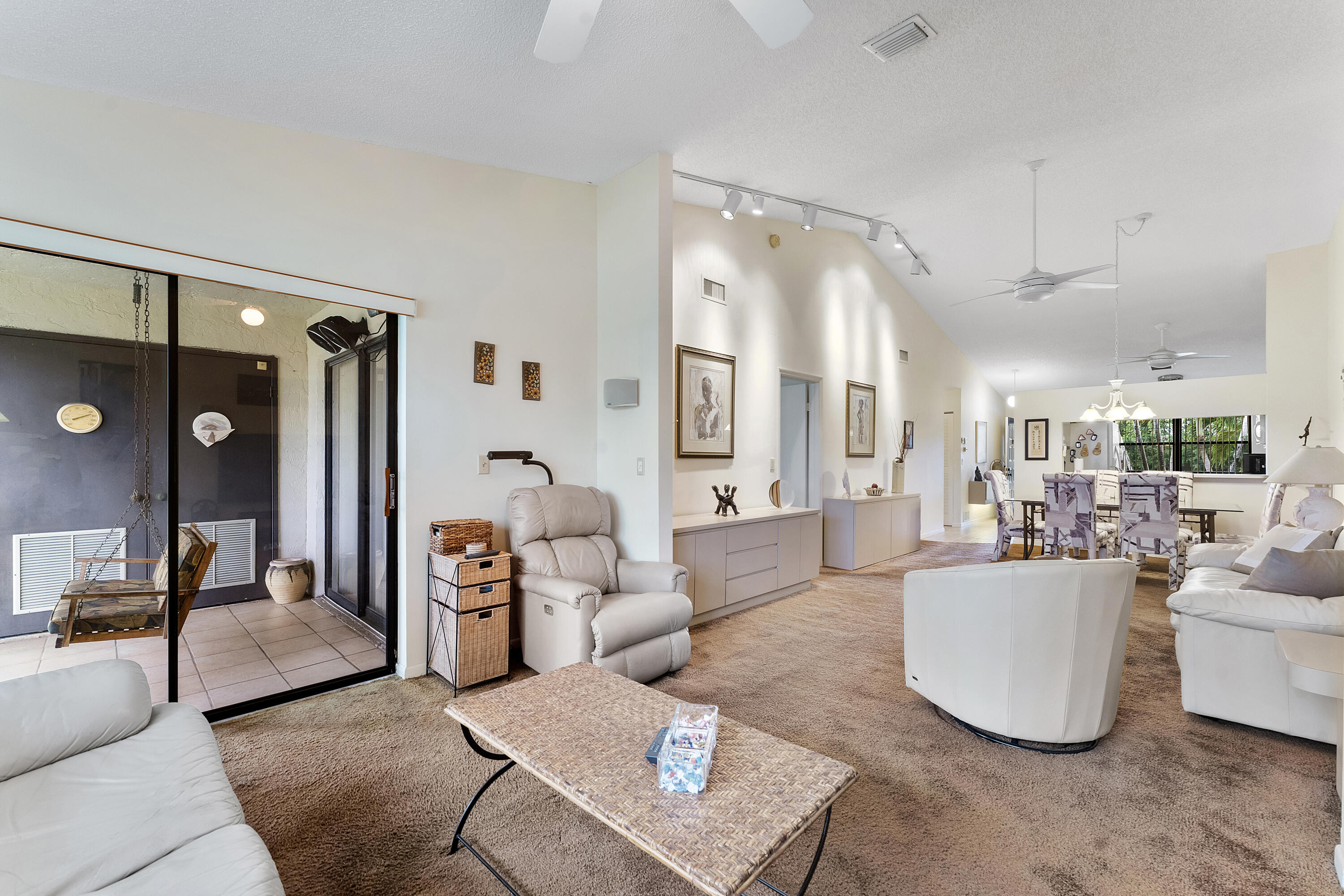4900 Lucerne Lakes Boulevard W 206