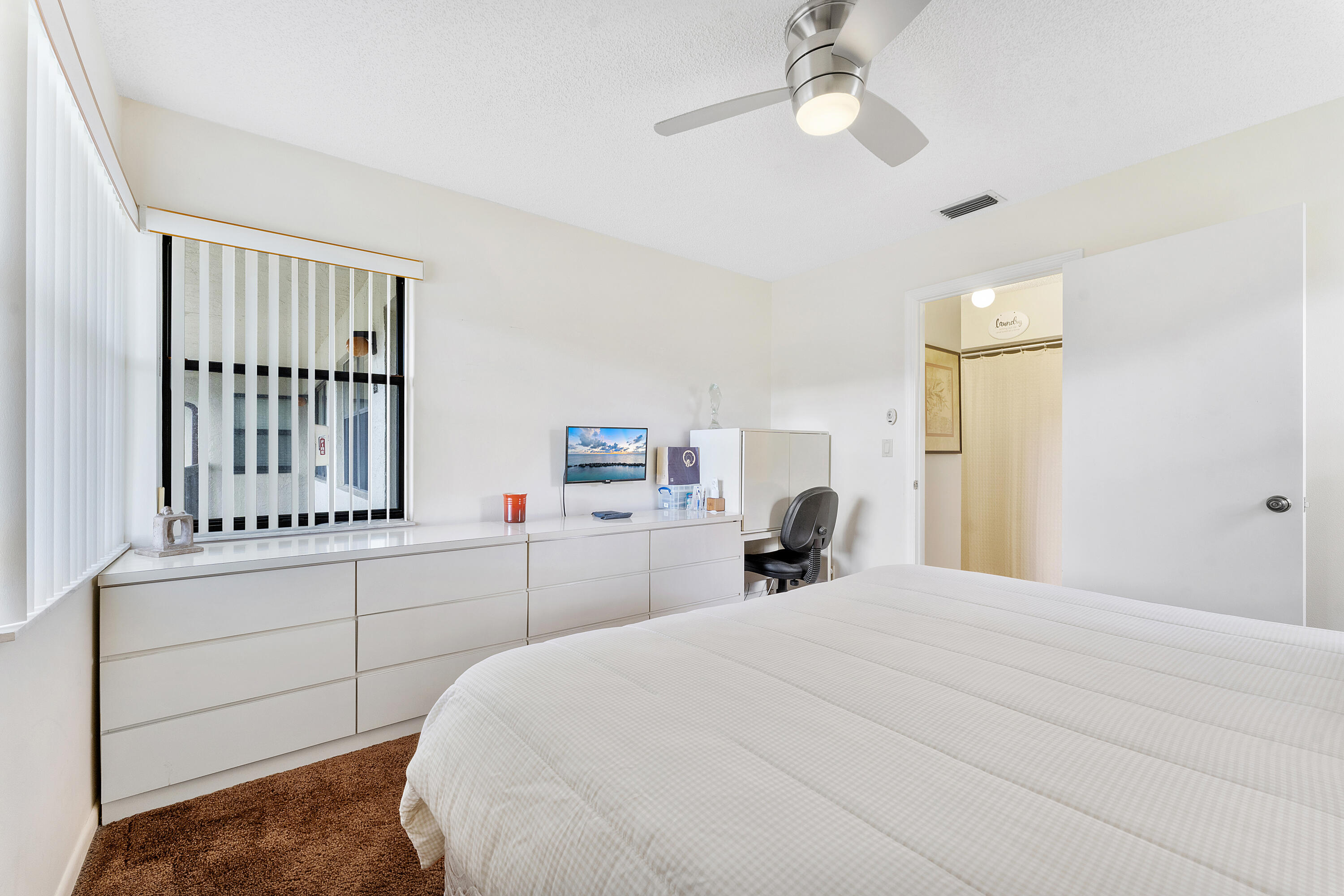 4900 Lucerne Lakes Boulevard W 206
