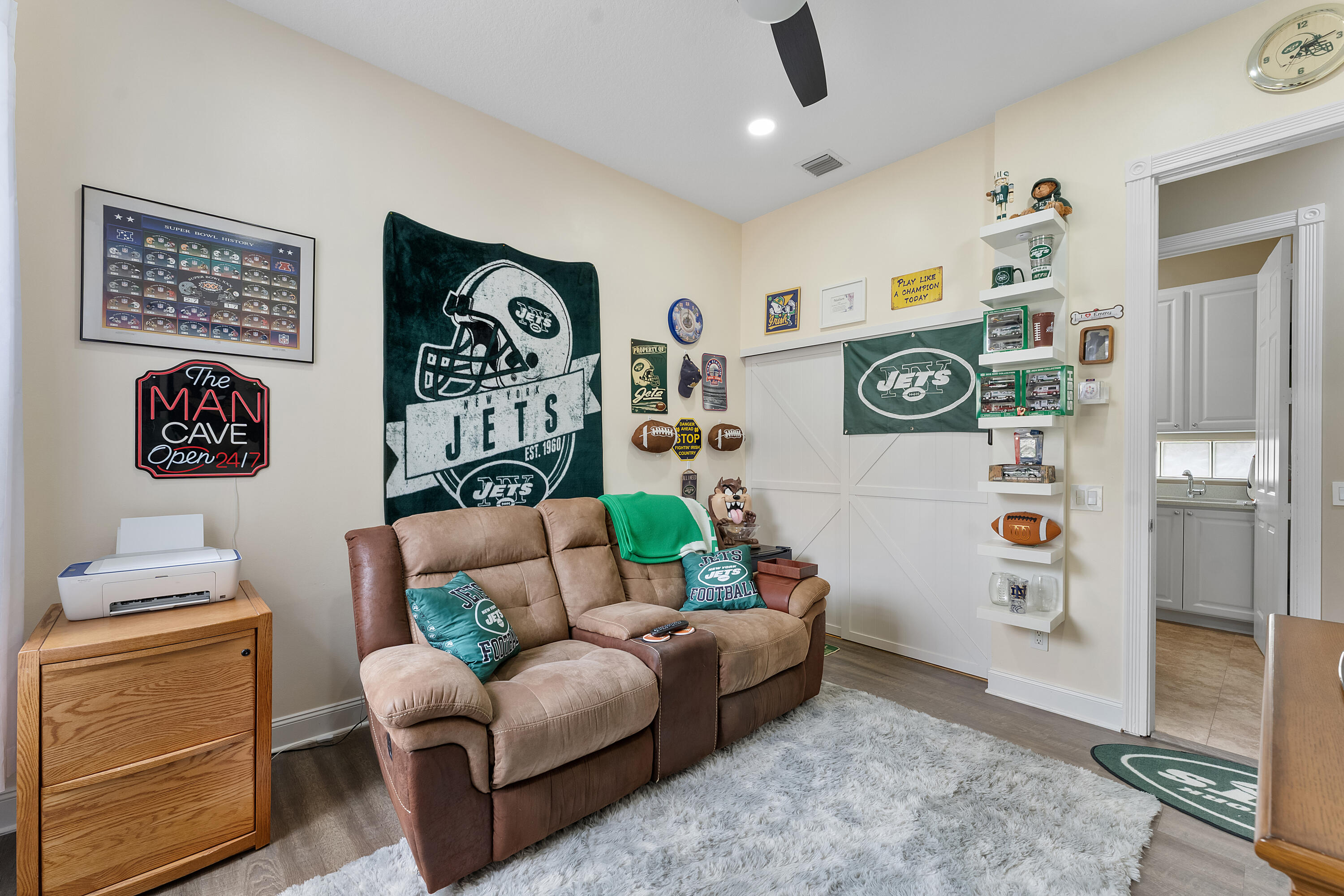 8328 Rosalie Lane