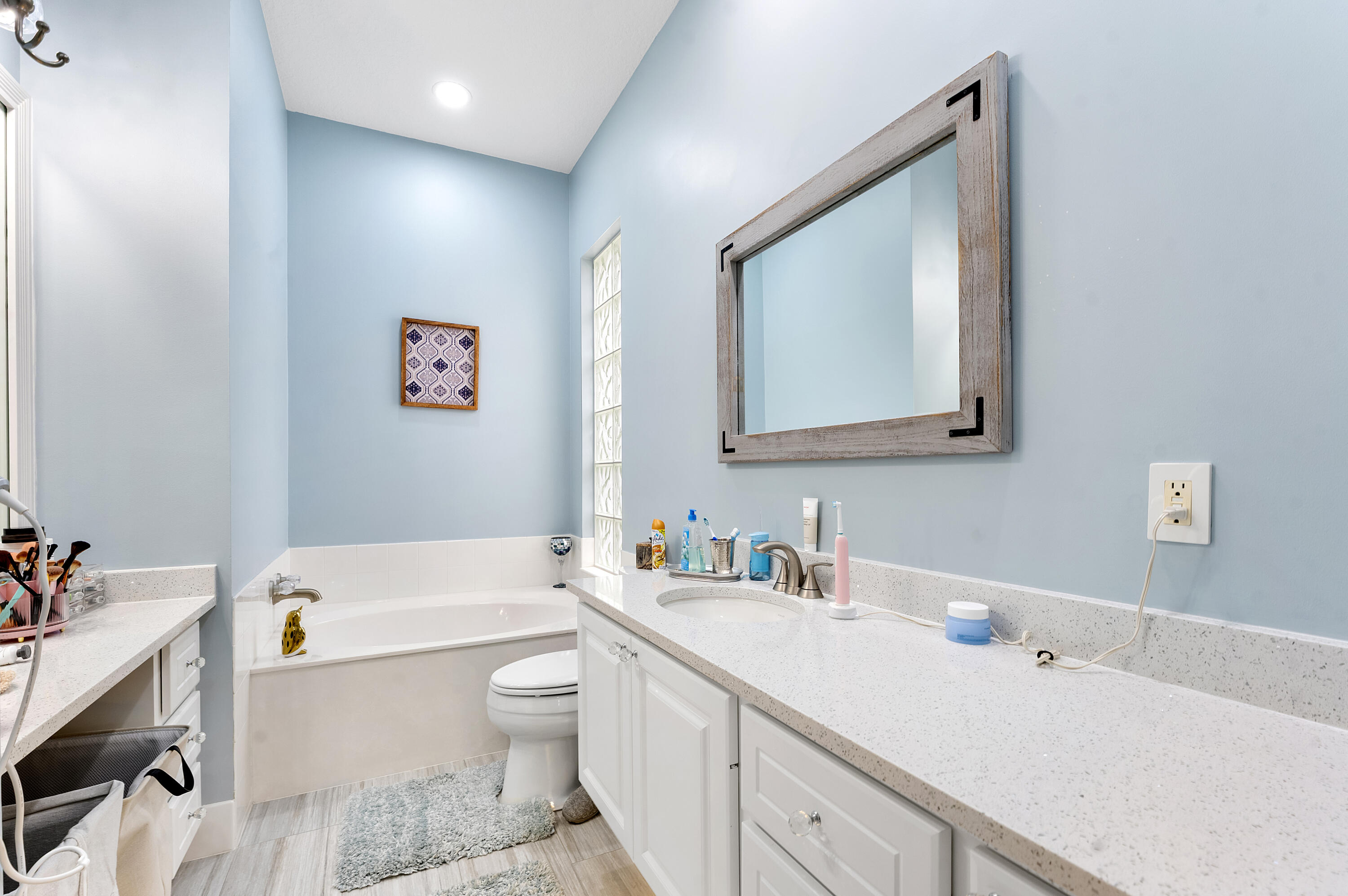 8328 Rosalie Lane
