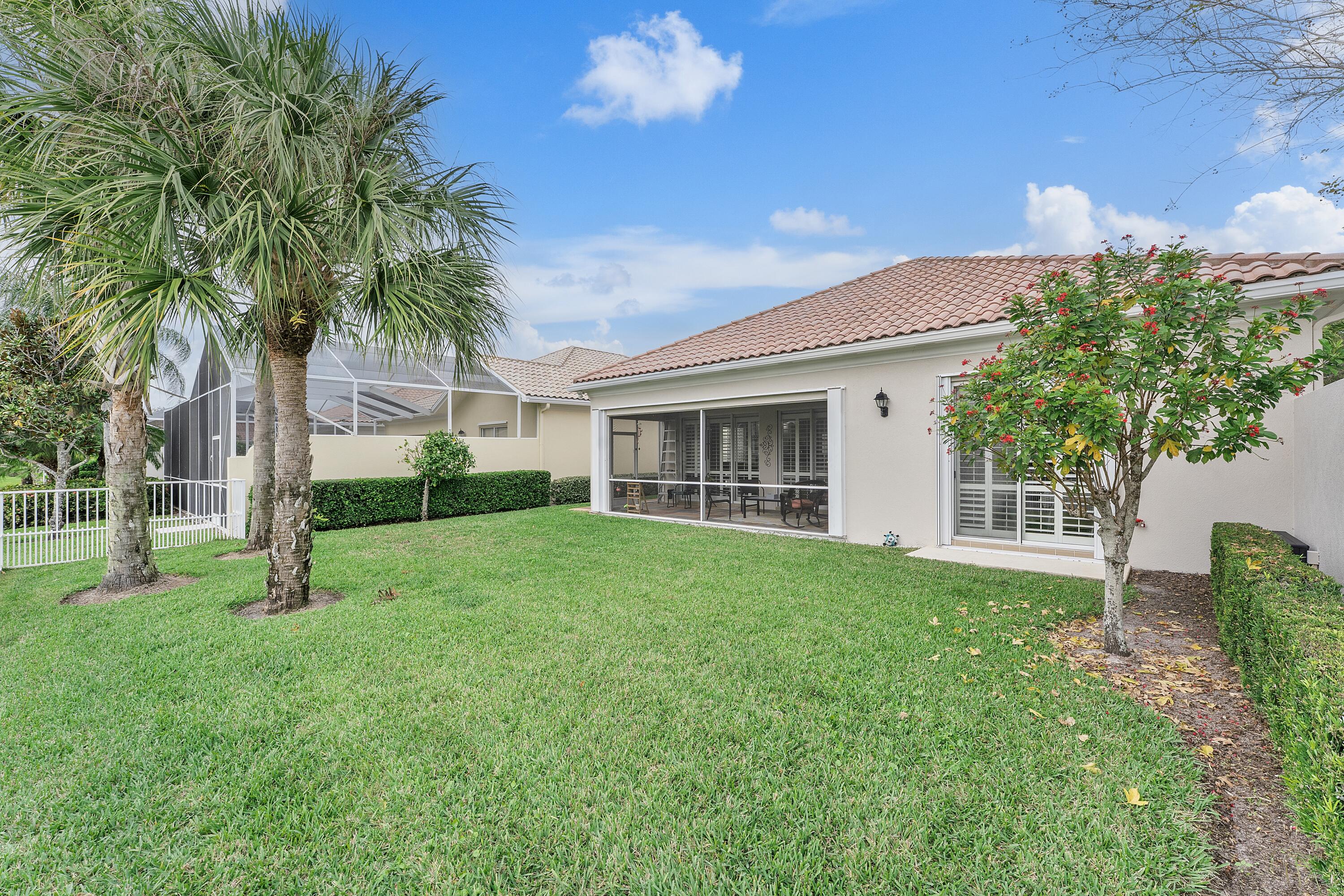 8328 Rosalie Lane