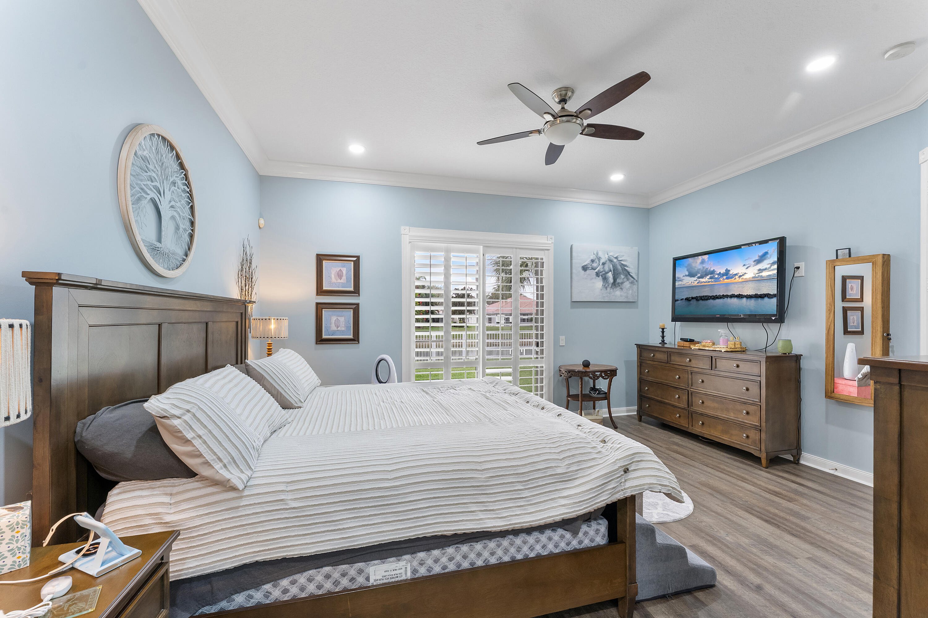8328 Rosalie Lane