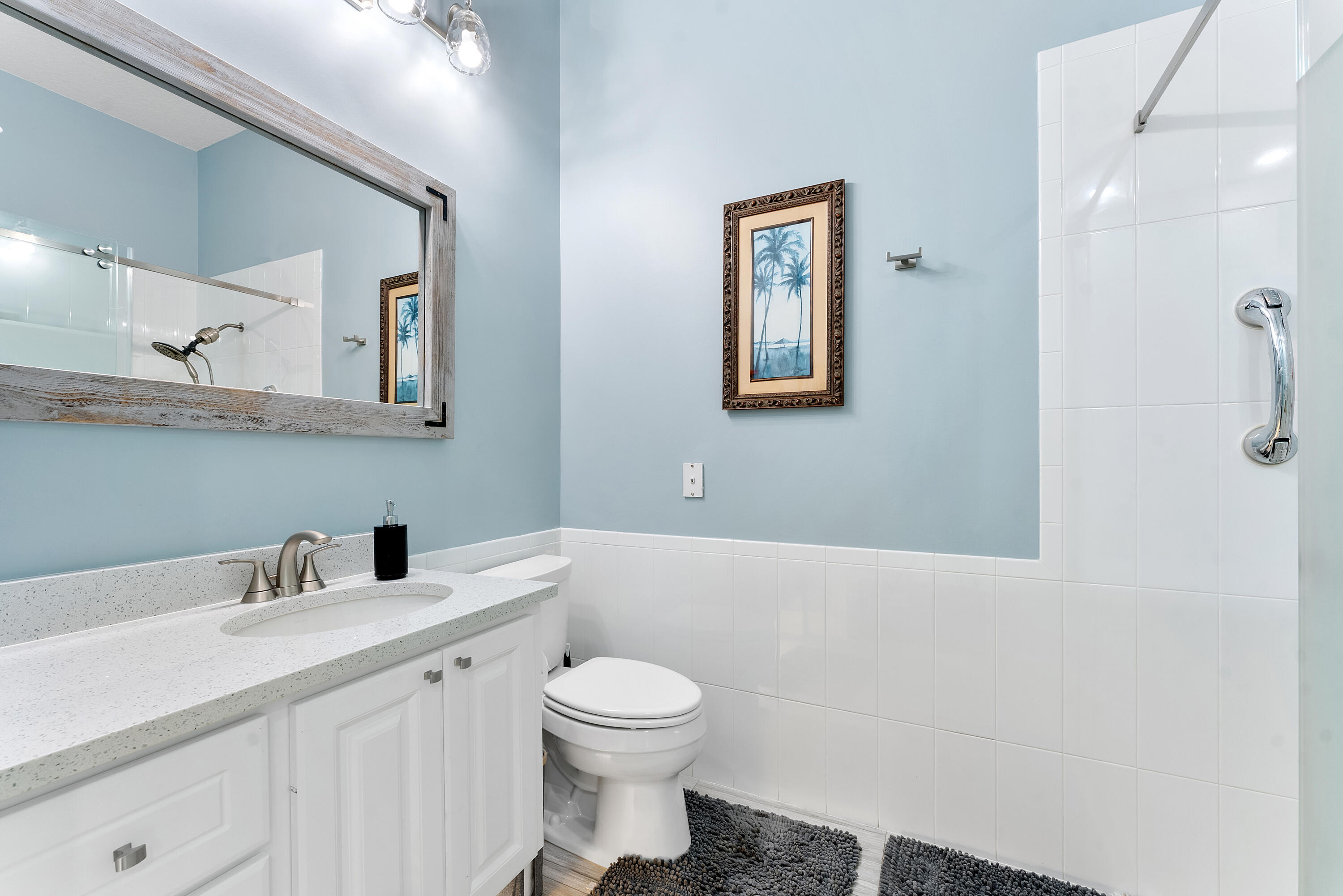 8328 Rosalie Lane