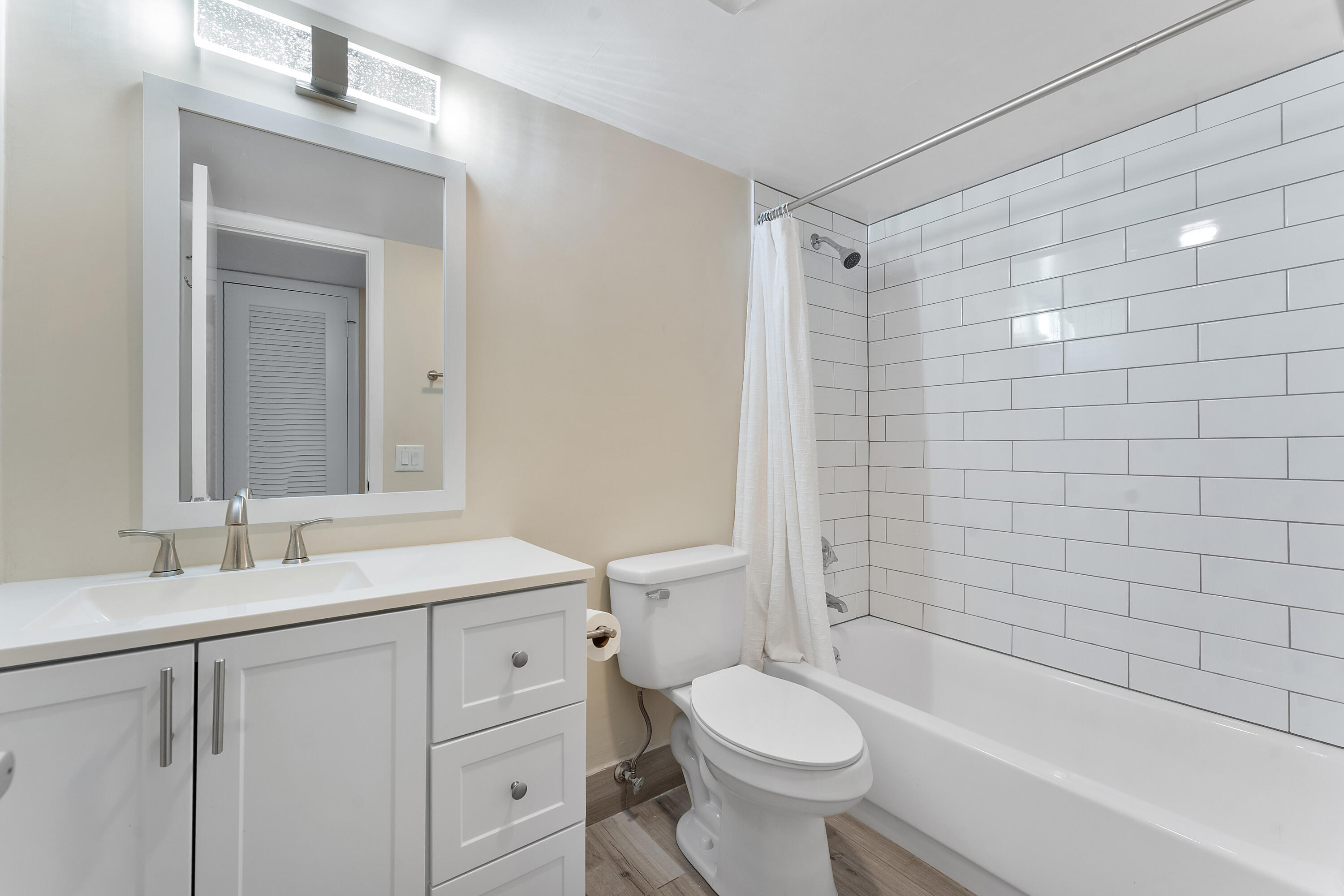 4381 Trevi Court 305
