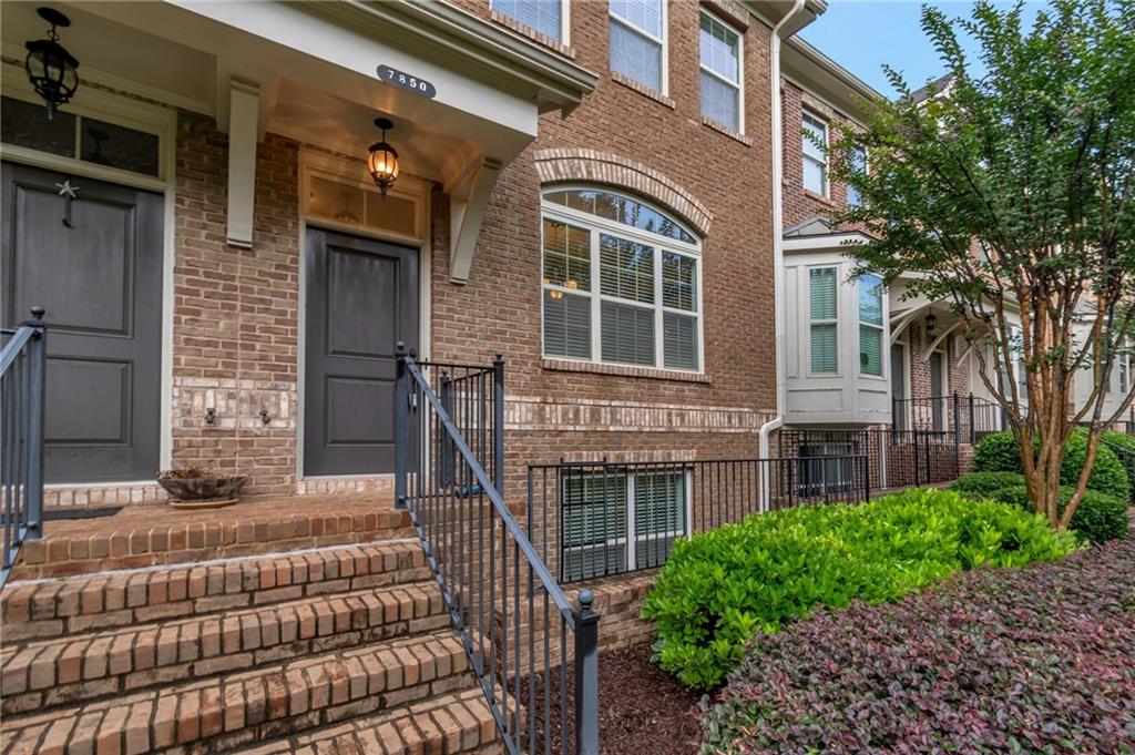 7850 Willoughby Court