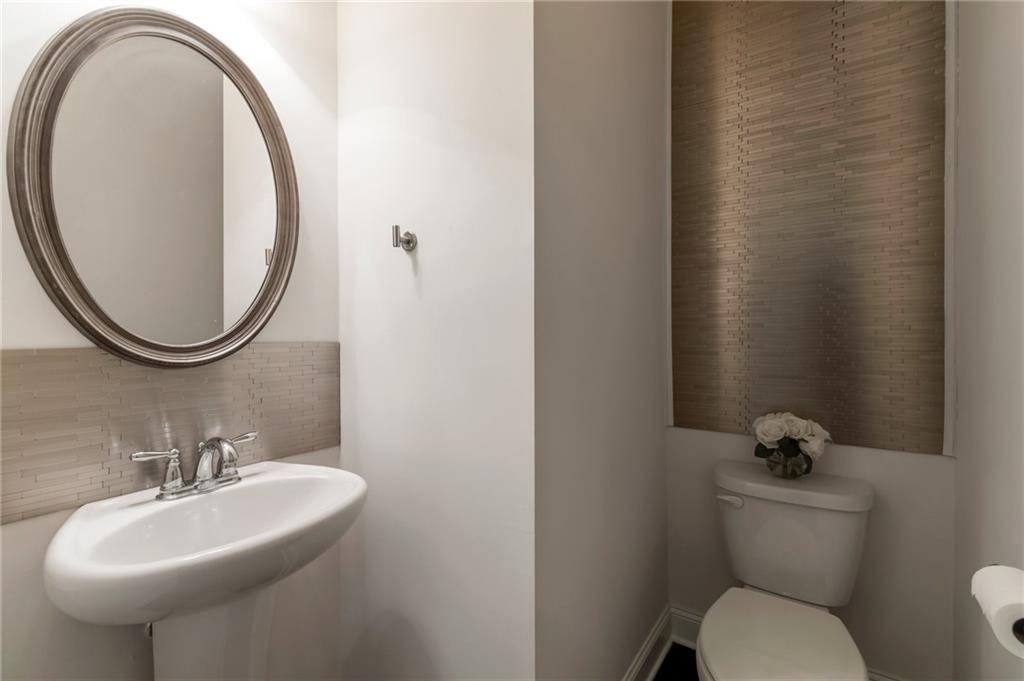 7850 Willoughby Court