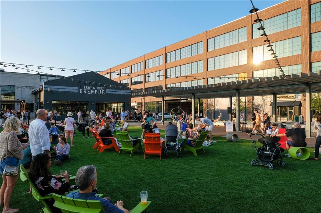 7850 Willoughby Court