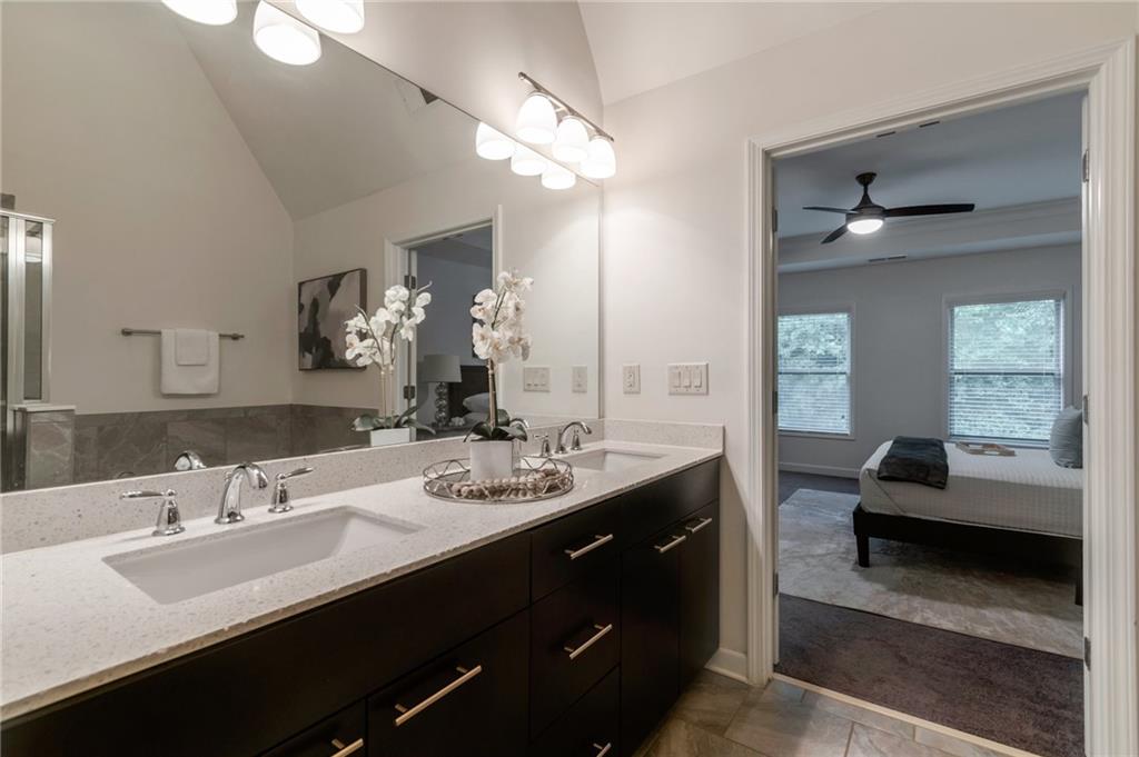 7850 Willoughby Court