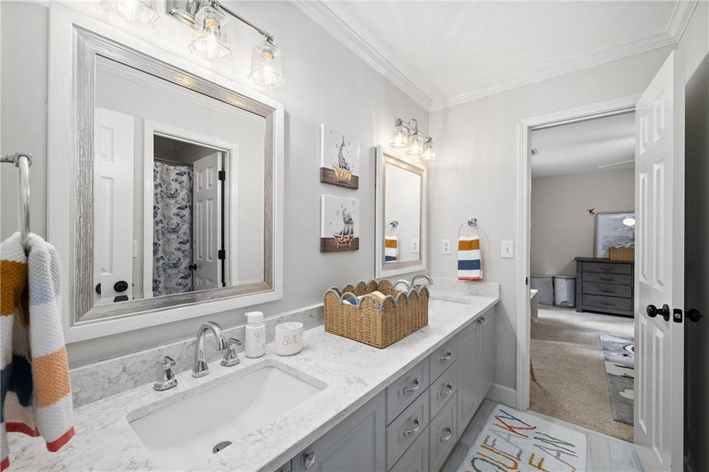 722 Brookshade Parkway