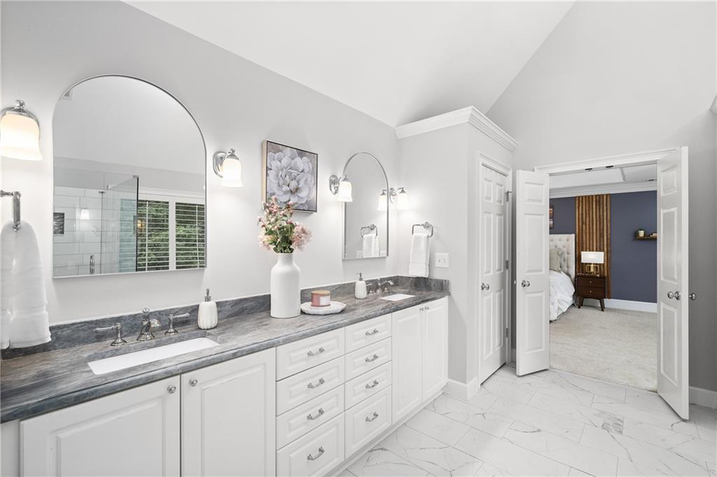 722 Brookshade Parkway