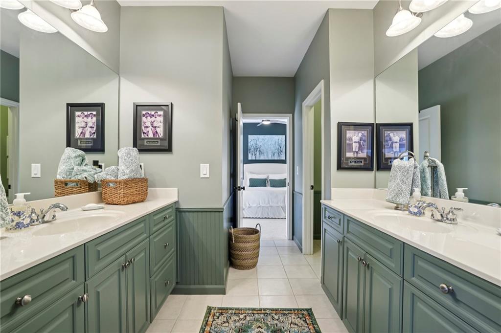 493 Tensas Trace