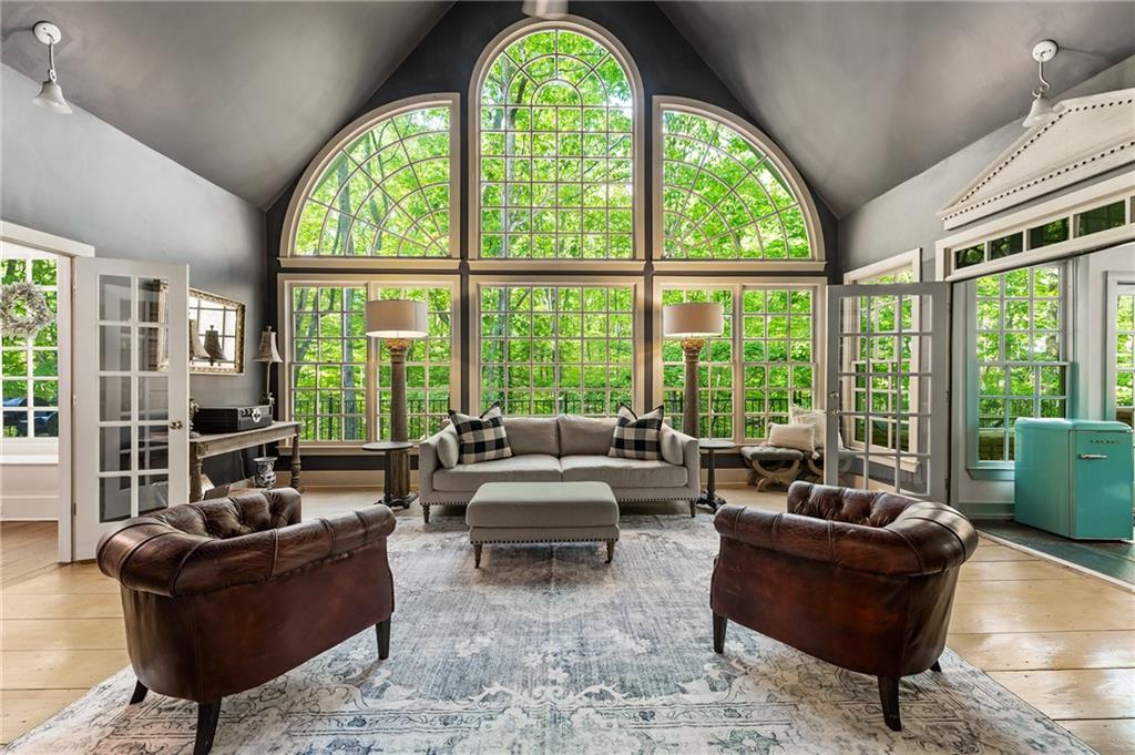 420 Fawn Glen Drive