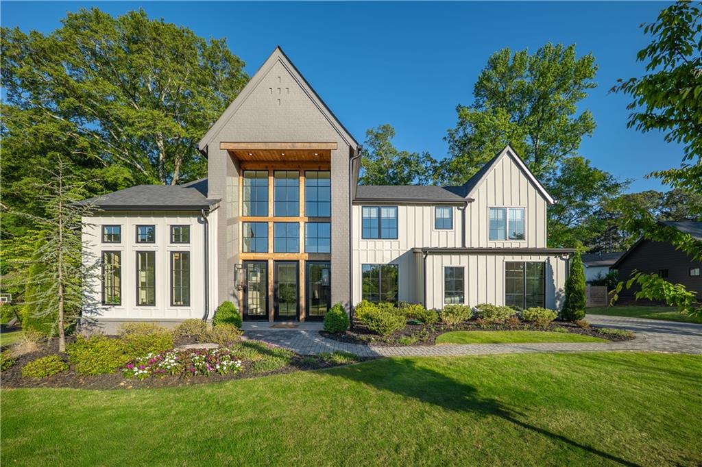 135 Mayfield Circle