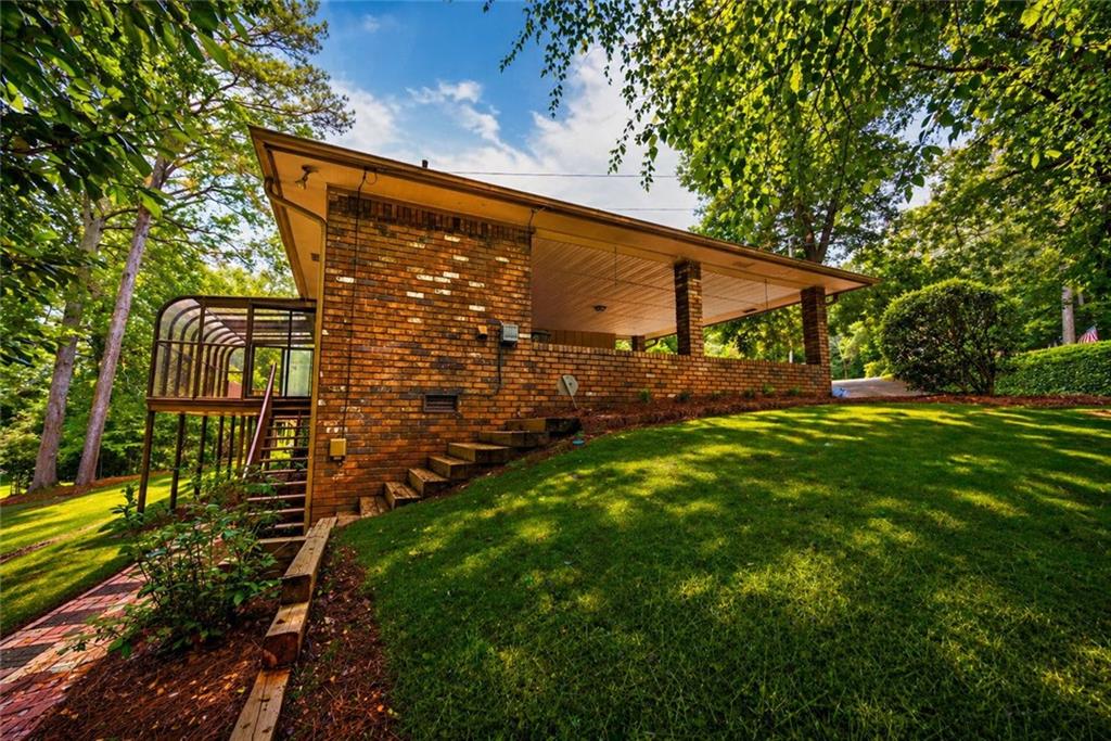 360 Barkshire Lane