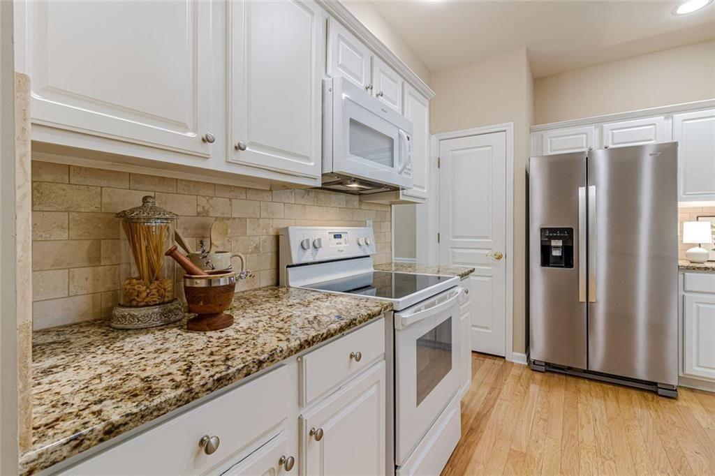 1505 Cloverleaf Place