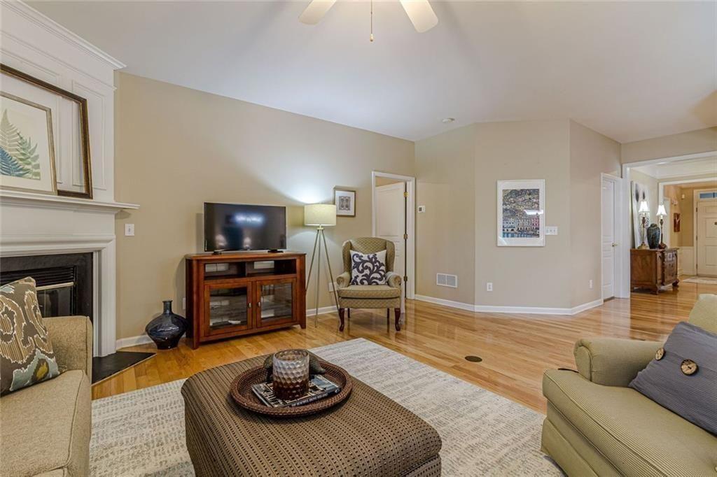 1505 Cloverleaf Place