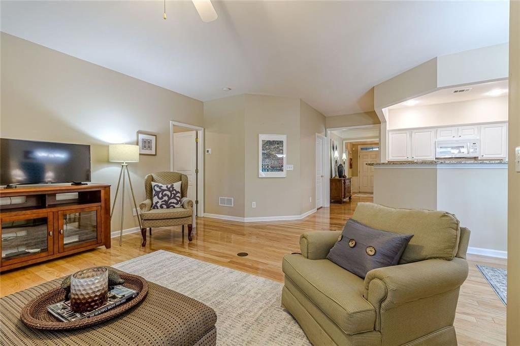 1505 Cloverleaf Place