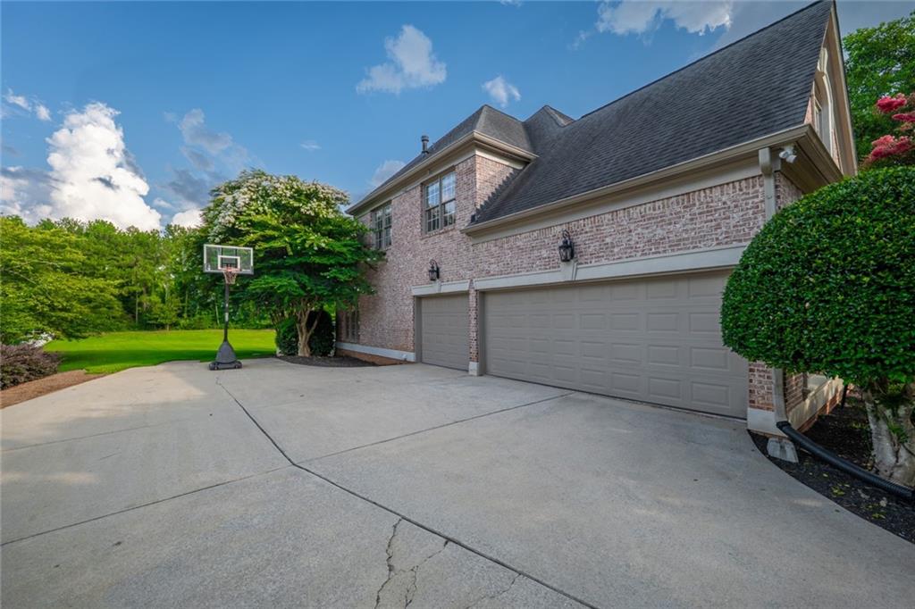 735 Bethany Green Court