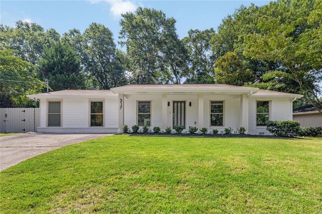 317 Crestview Circle