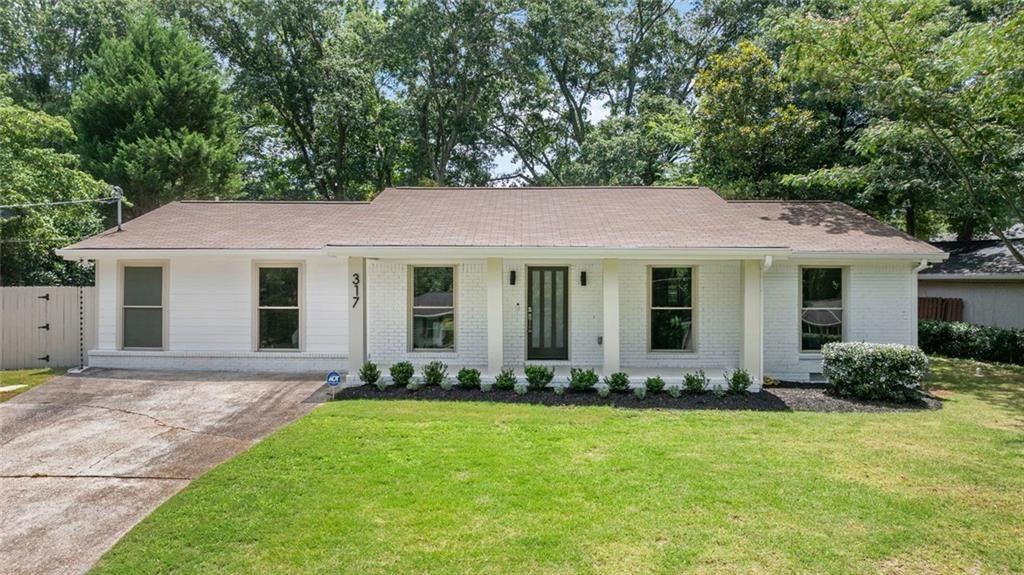317 Crestview Circle