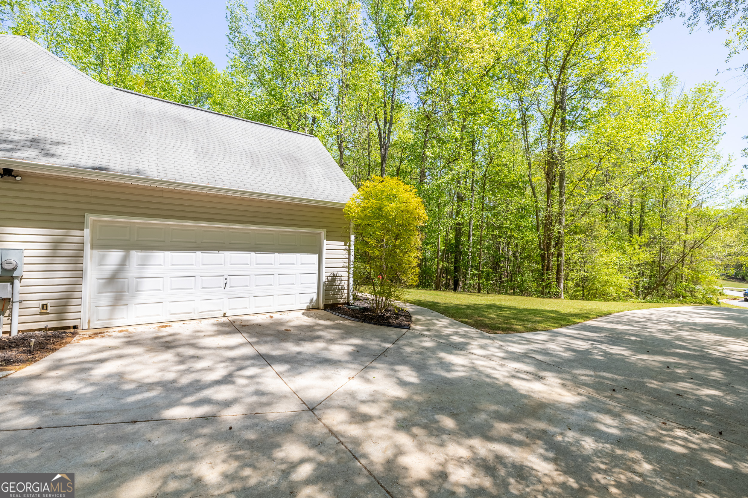 75 Walton Woods Court