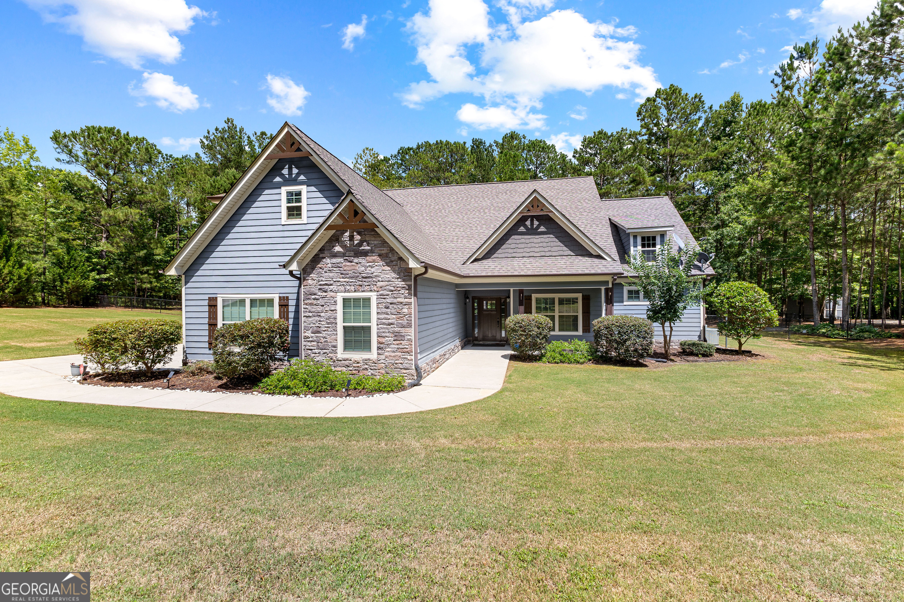 1885 Bradbury Road