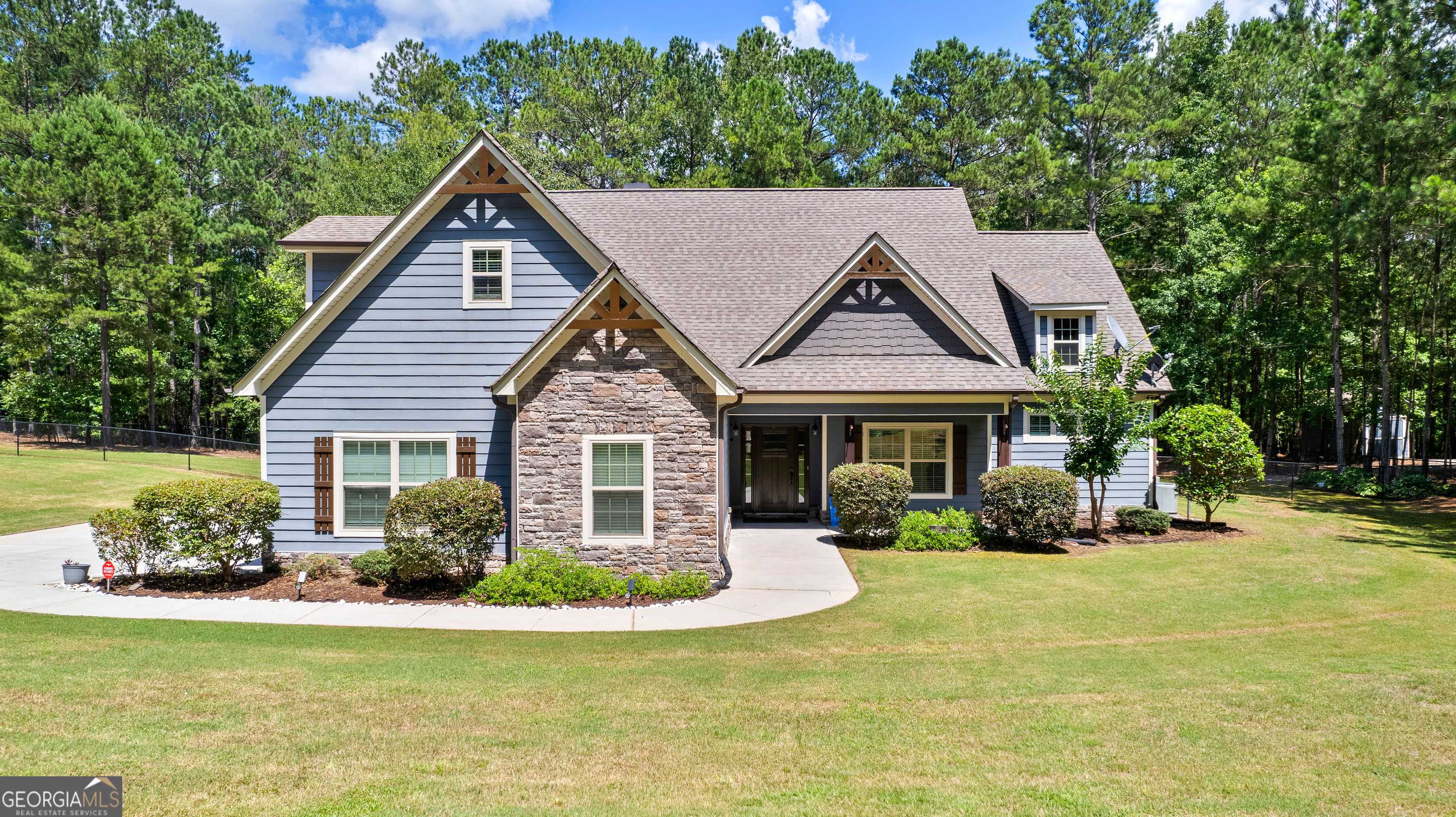 1885 Bradbury Road
