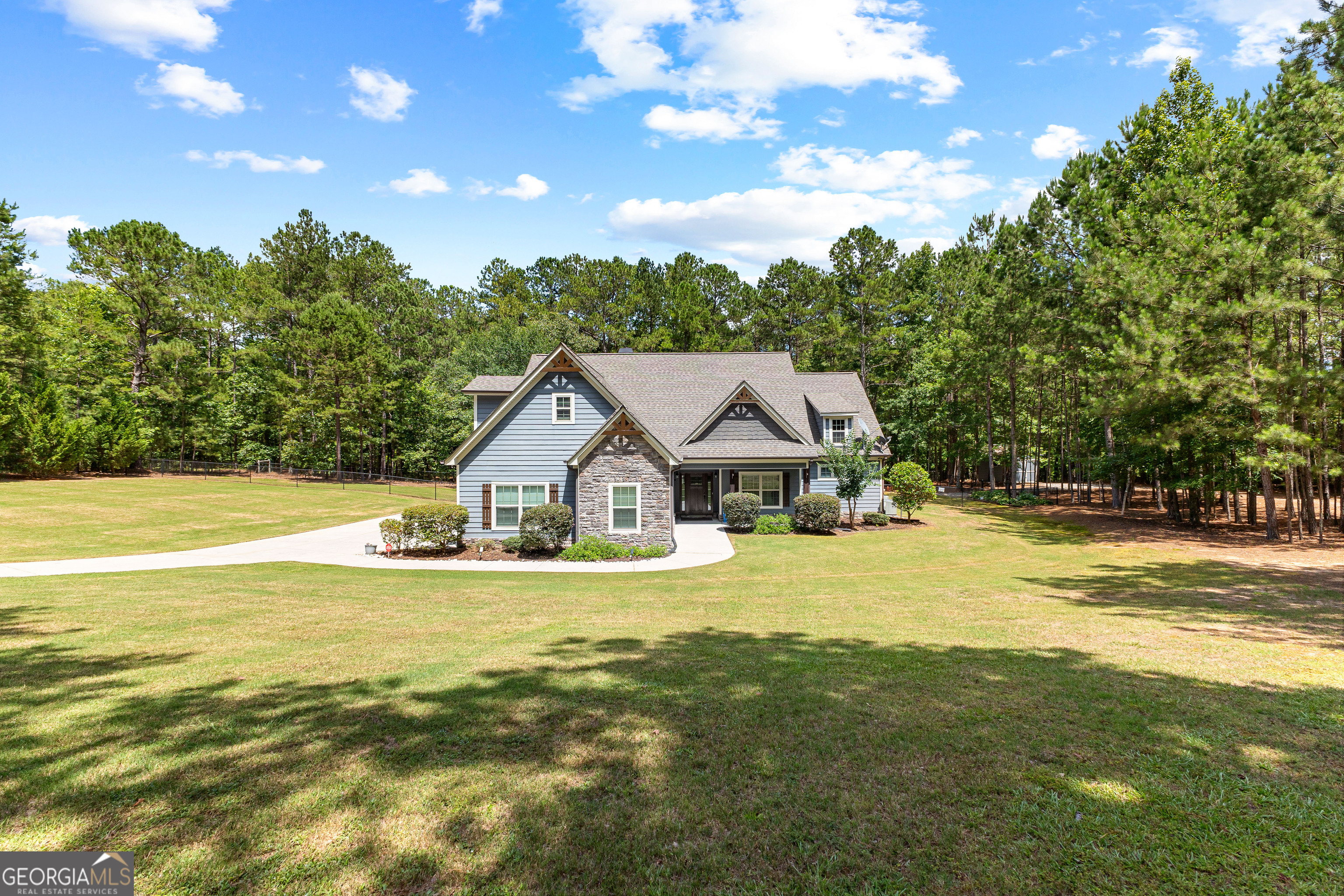 1885 Bradbury Road
