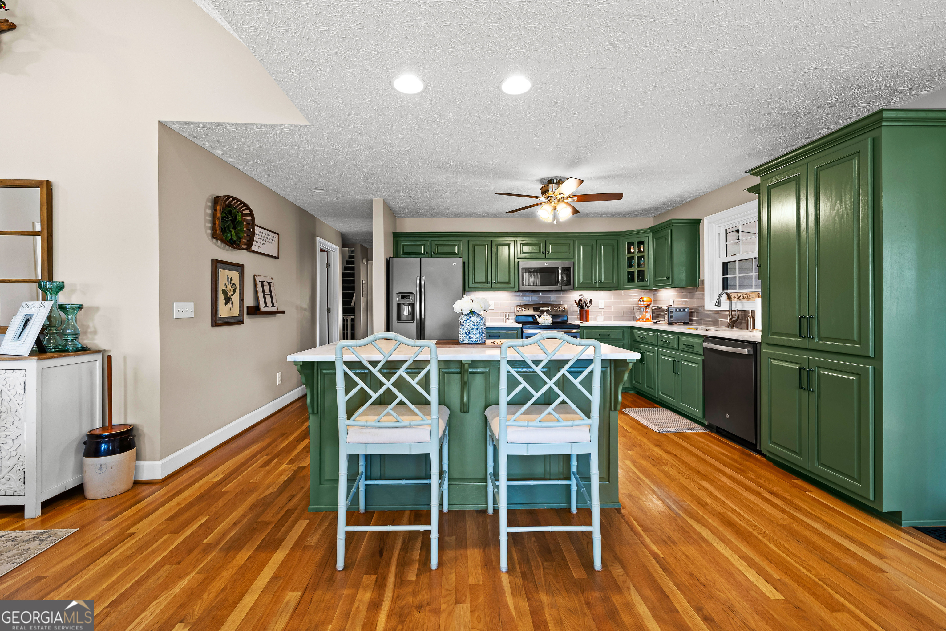 98 Gosdin Road