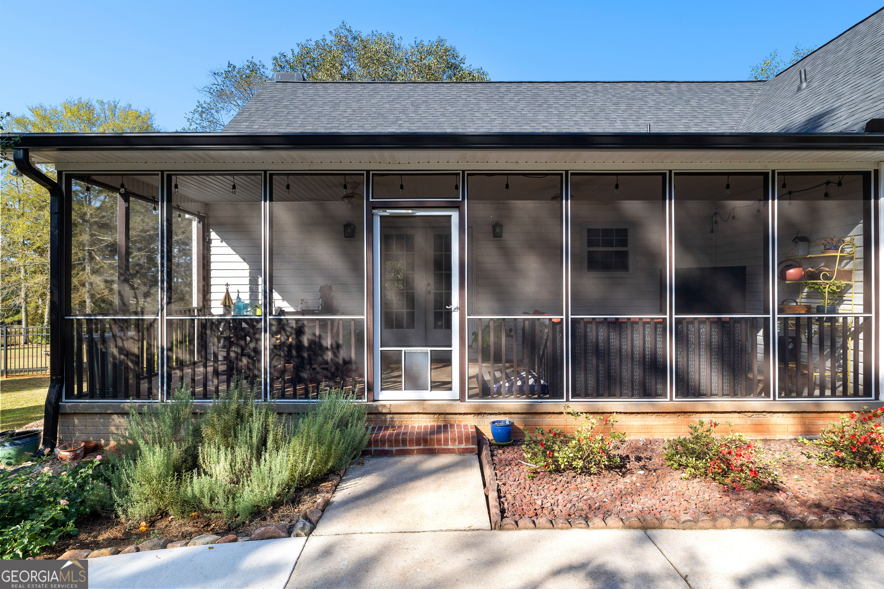 98 Gosdin Road