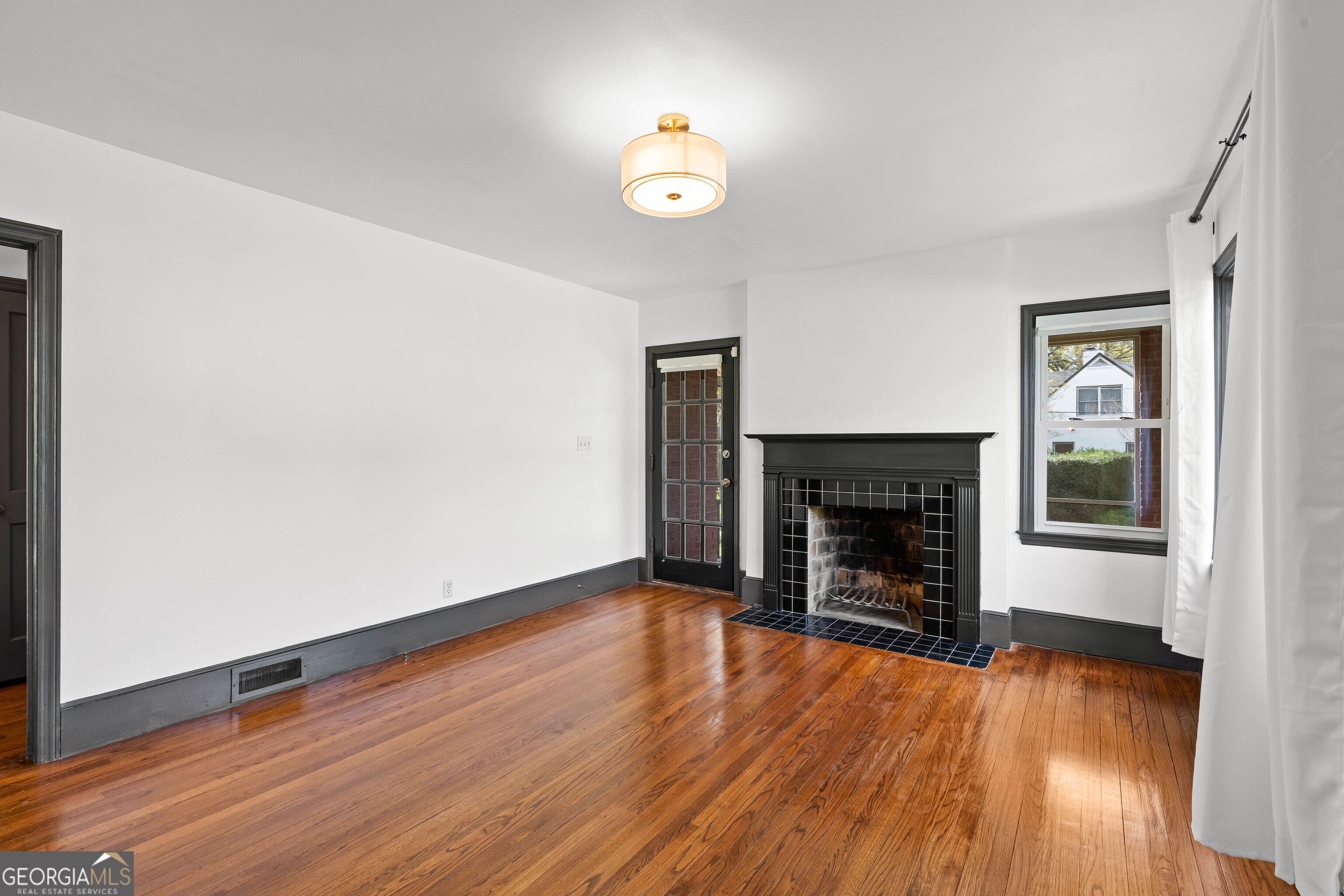 1610 Brewer Boulevard SW