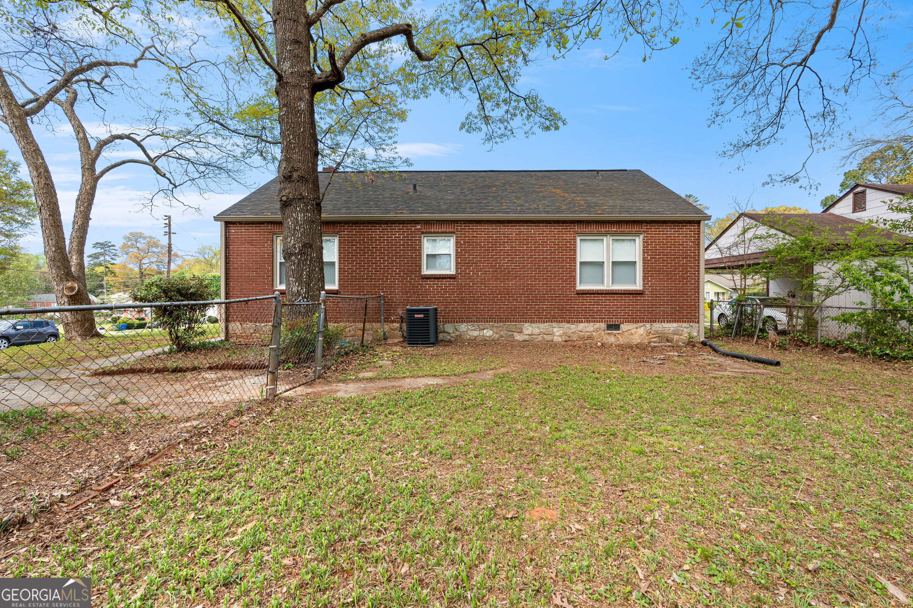 1610 Brewer Boulevard SW