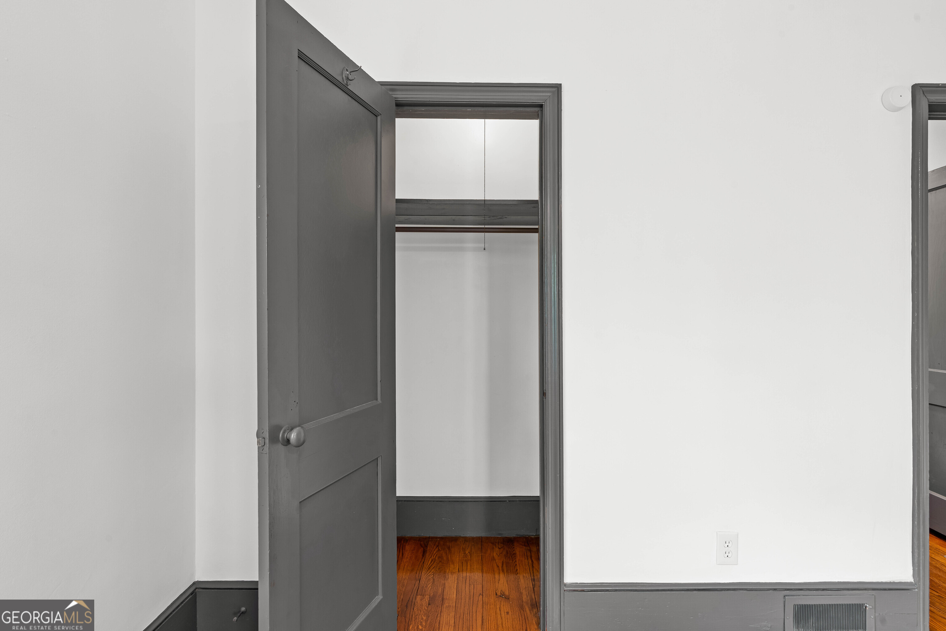 1610 Brewer Boulevard SW