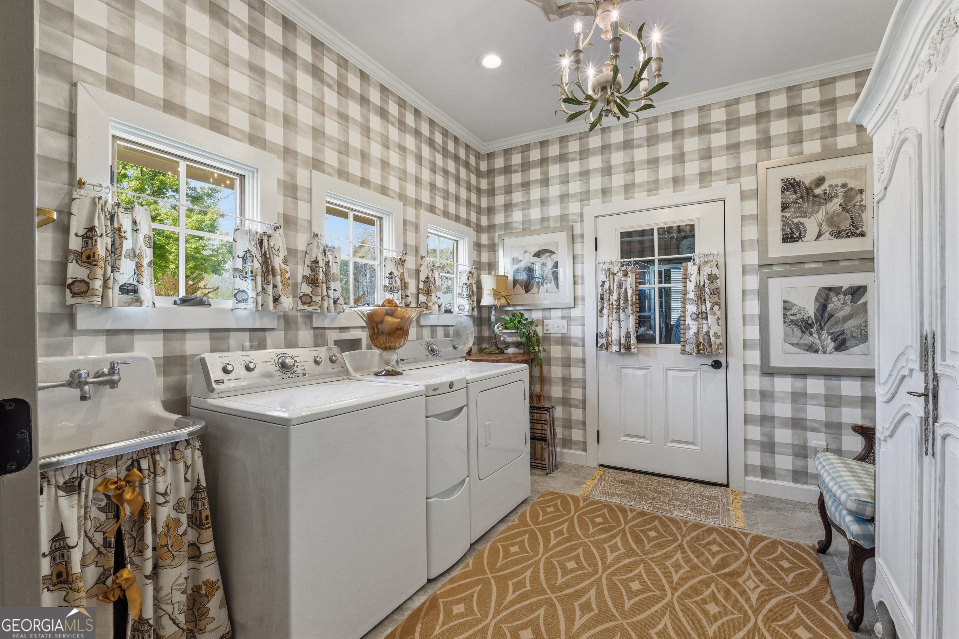 2043 County Road 6