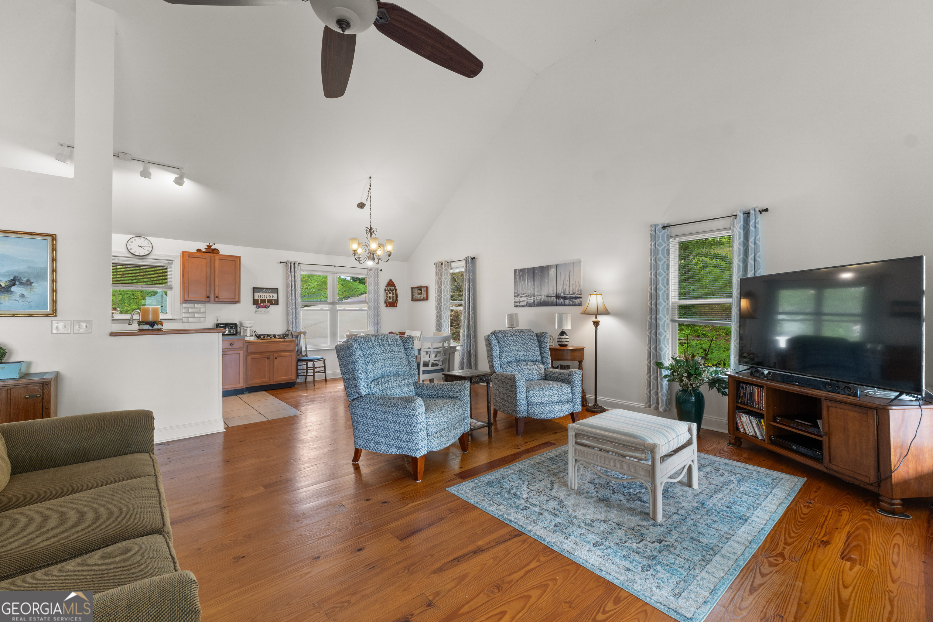 890 County Road 816