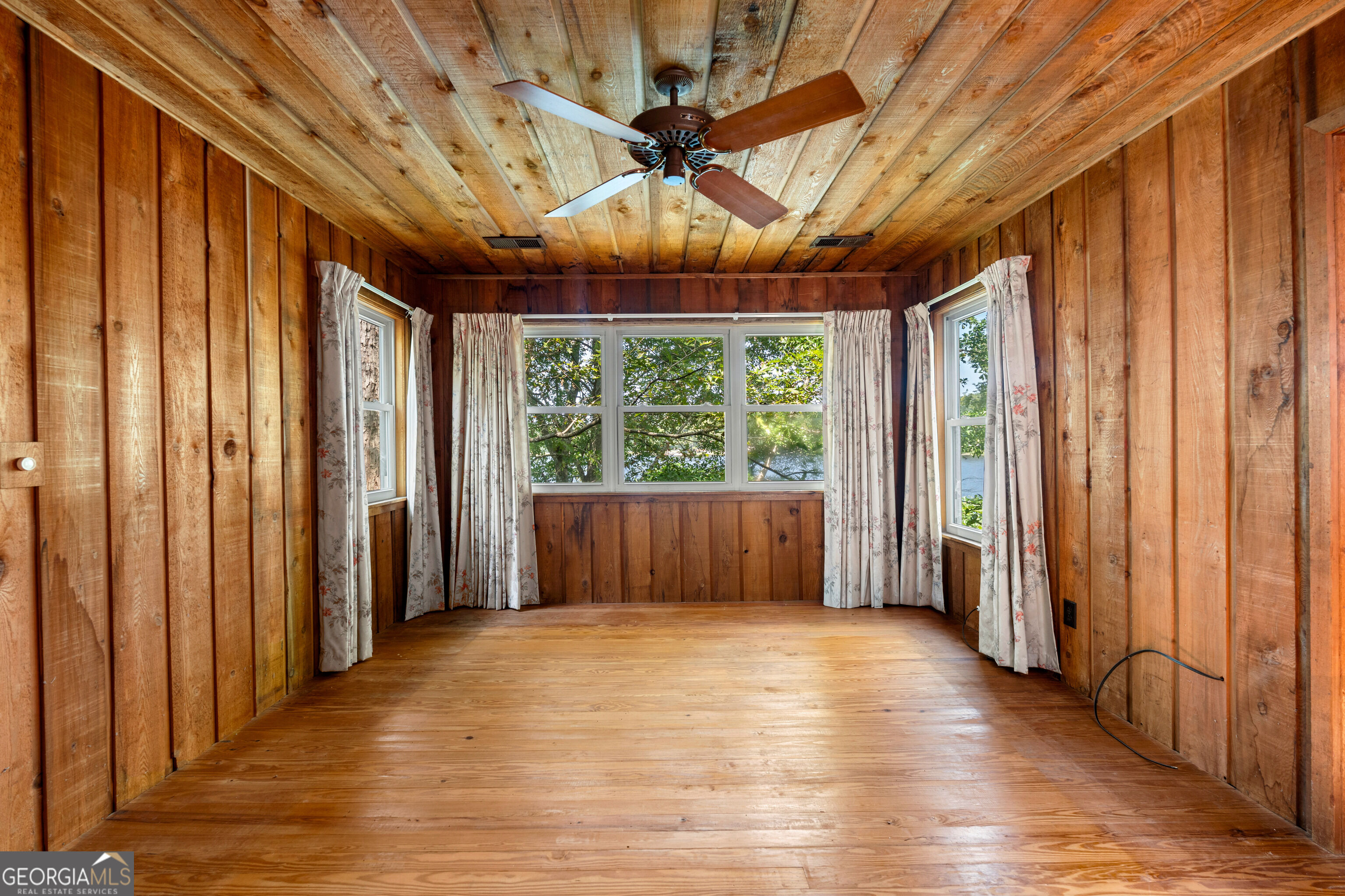 30 Peachtree Drive