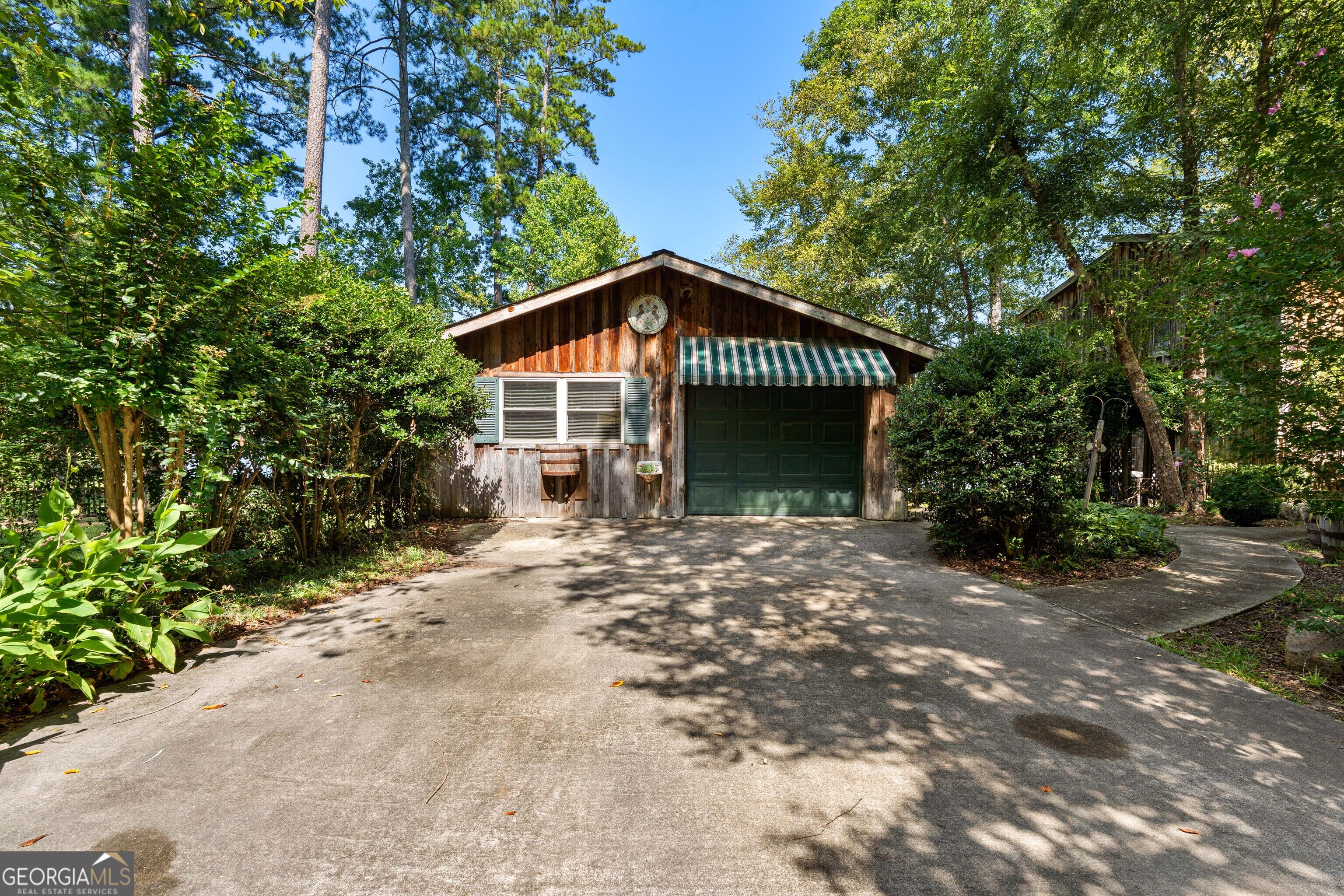 30 Peachtree Drive