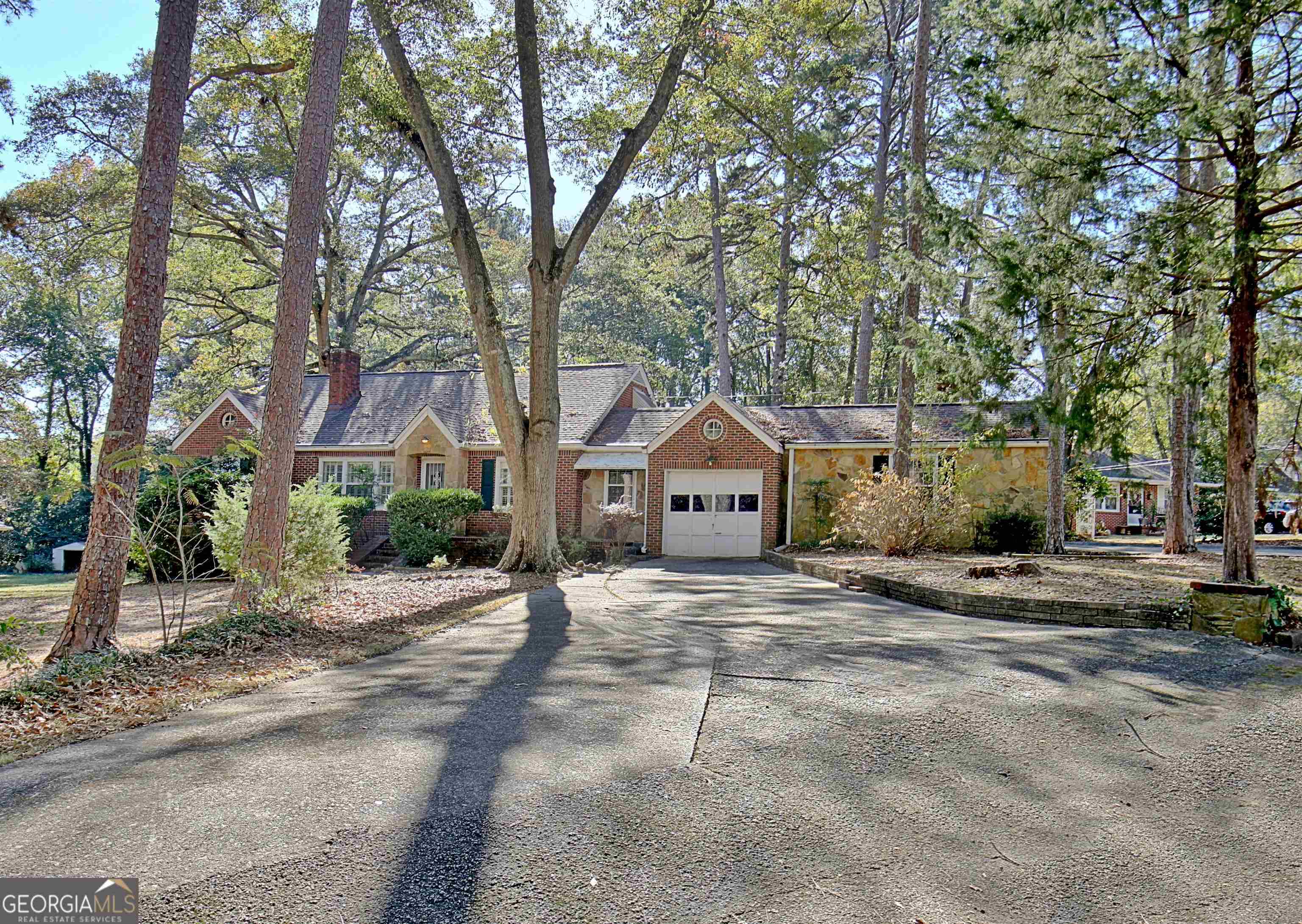 181 Fairview Drive