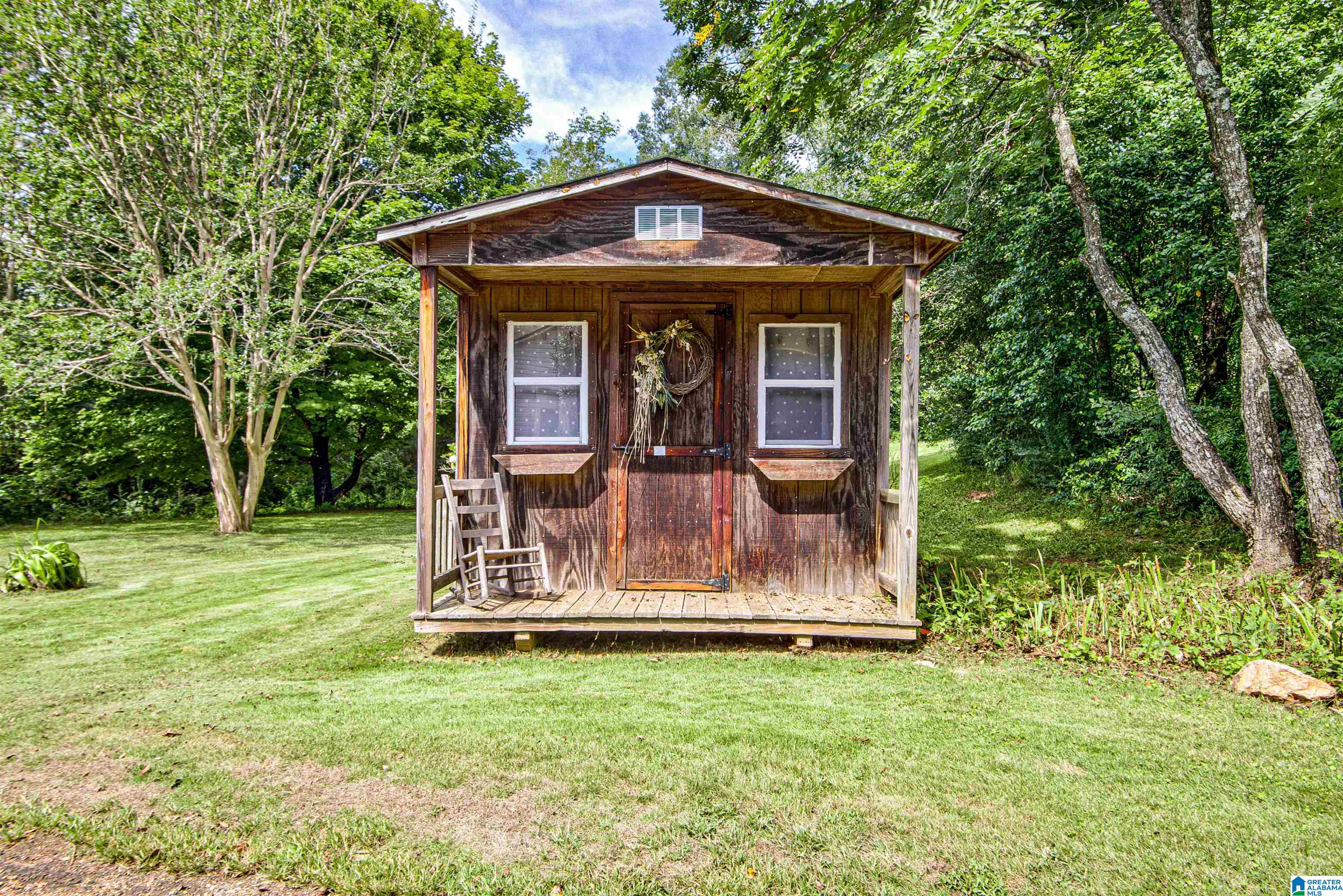 35 HOLMES AVENUE