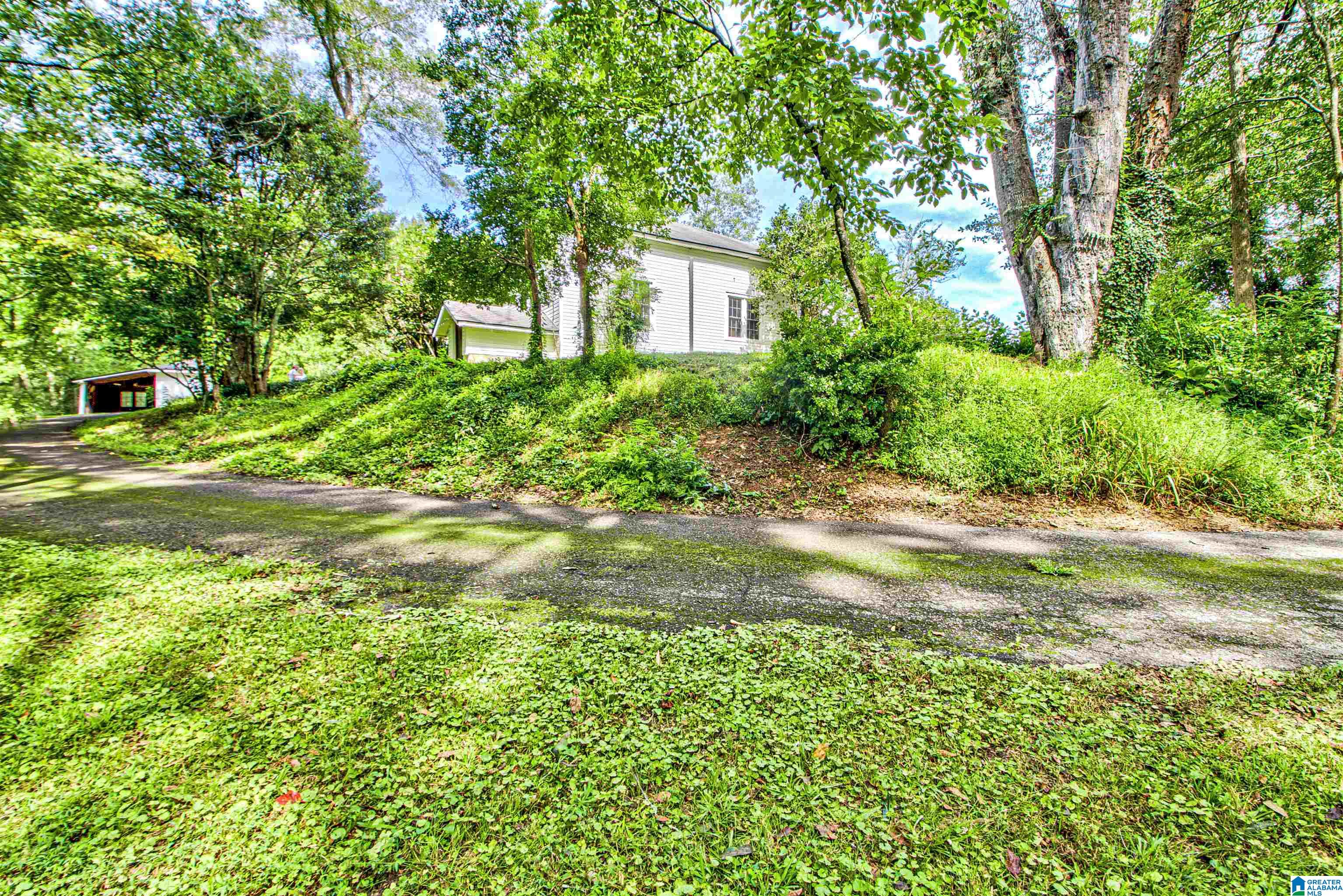 35 HOLMES AVENUE