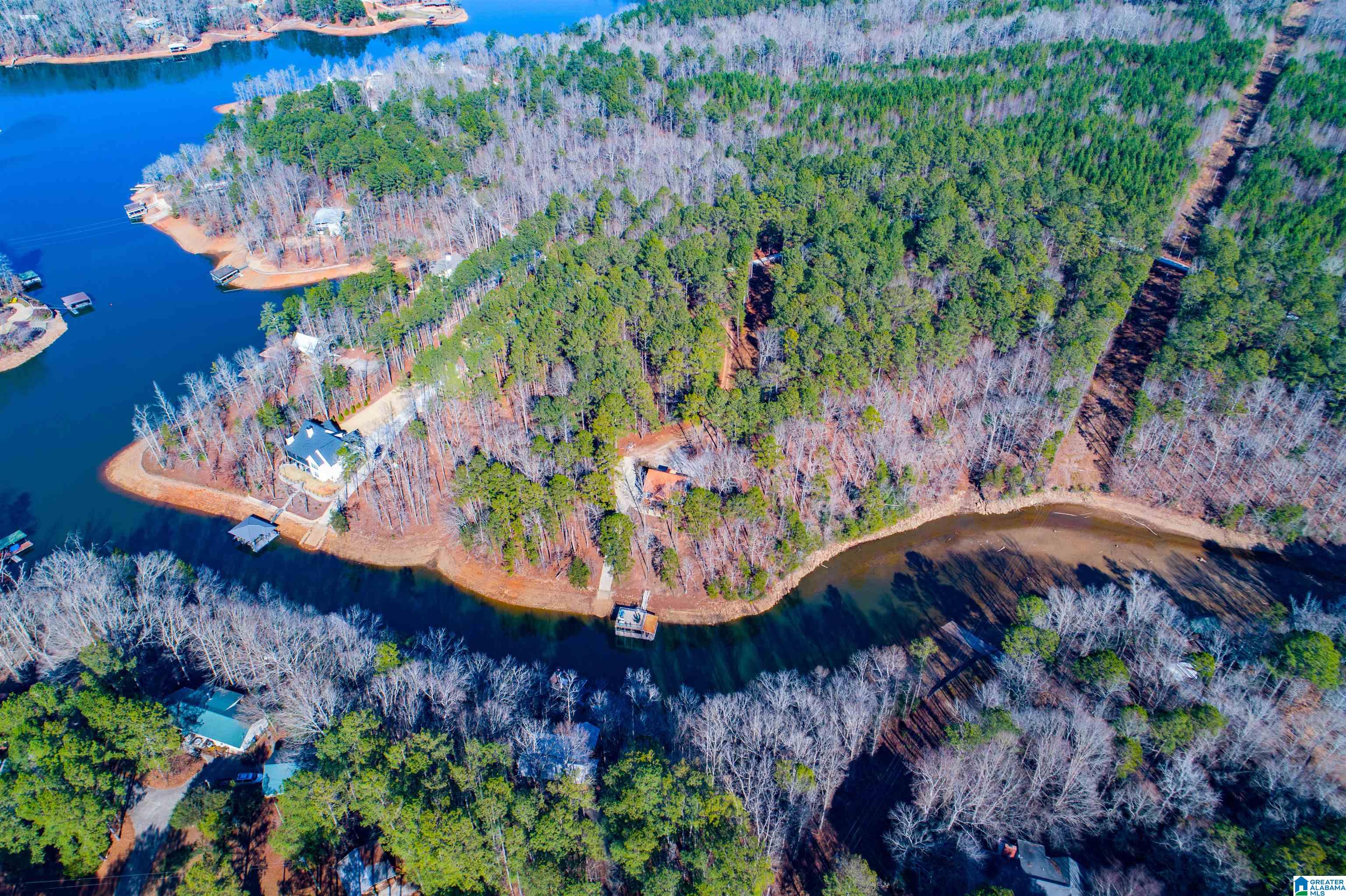 923 LAKE GENEVA DRIVE