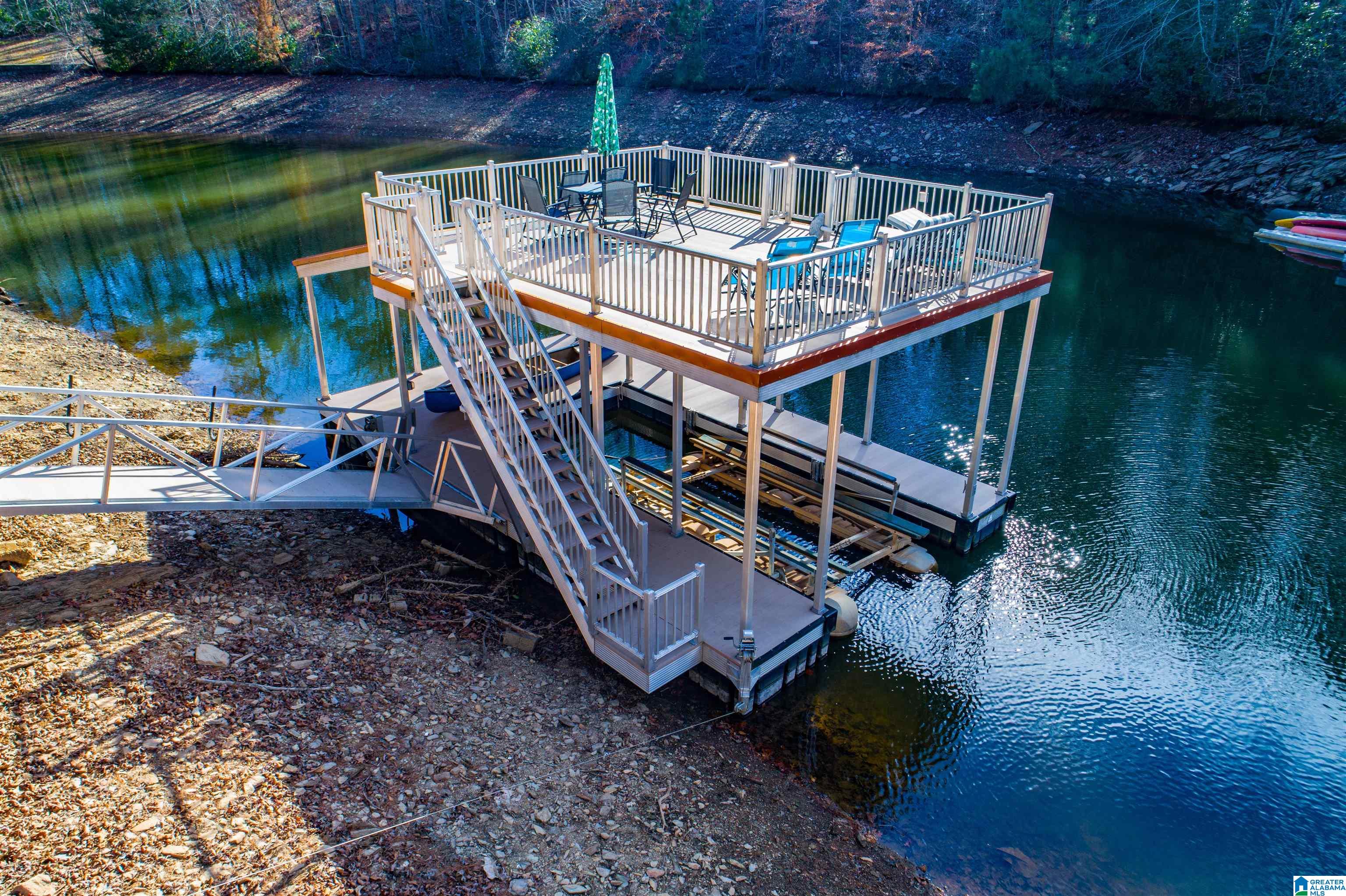 923 LAKE GENEVA DRIVE