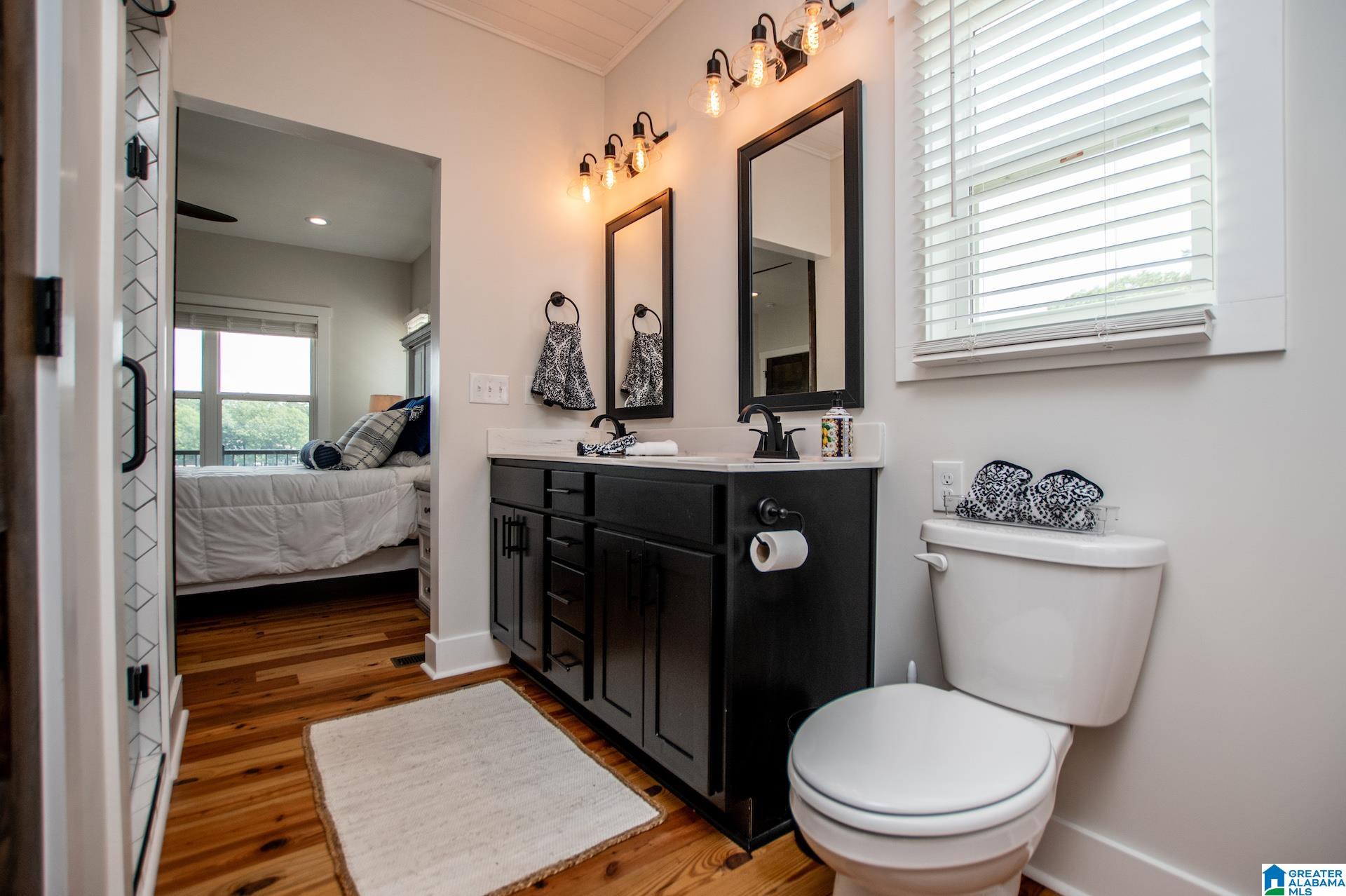 423 PINEYWOODS DRIVE