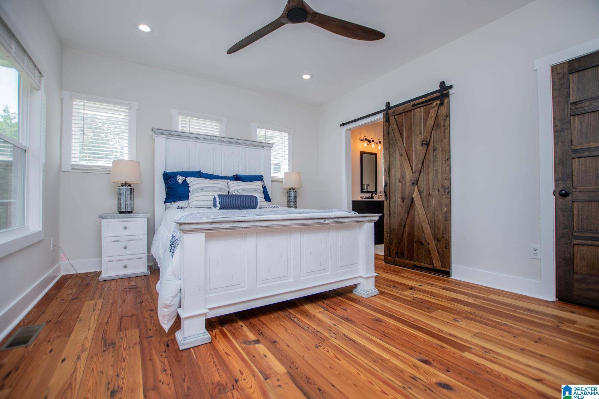 423 PINEYWOODS DRIVE