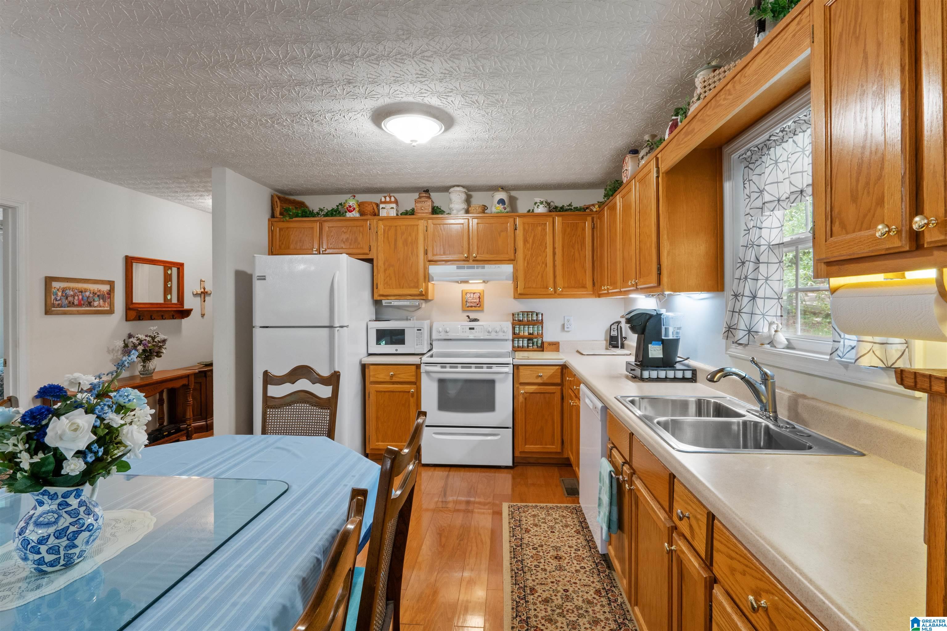 192 JESSICA DRIVE