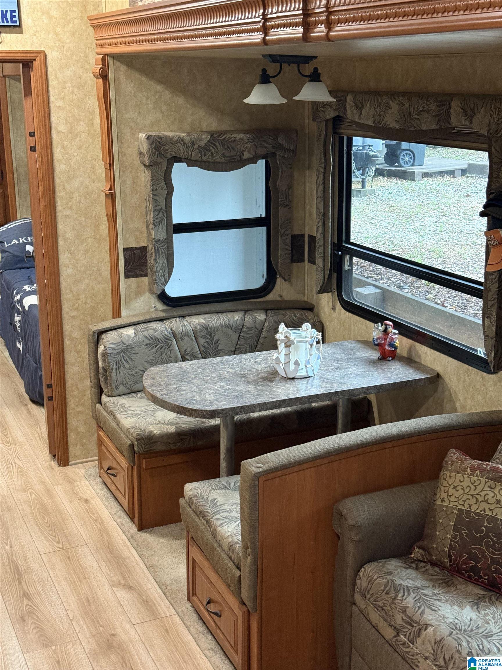 21143 HIGHWAY 431