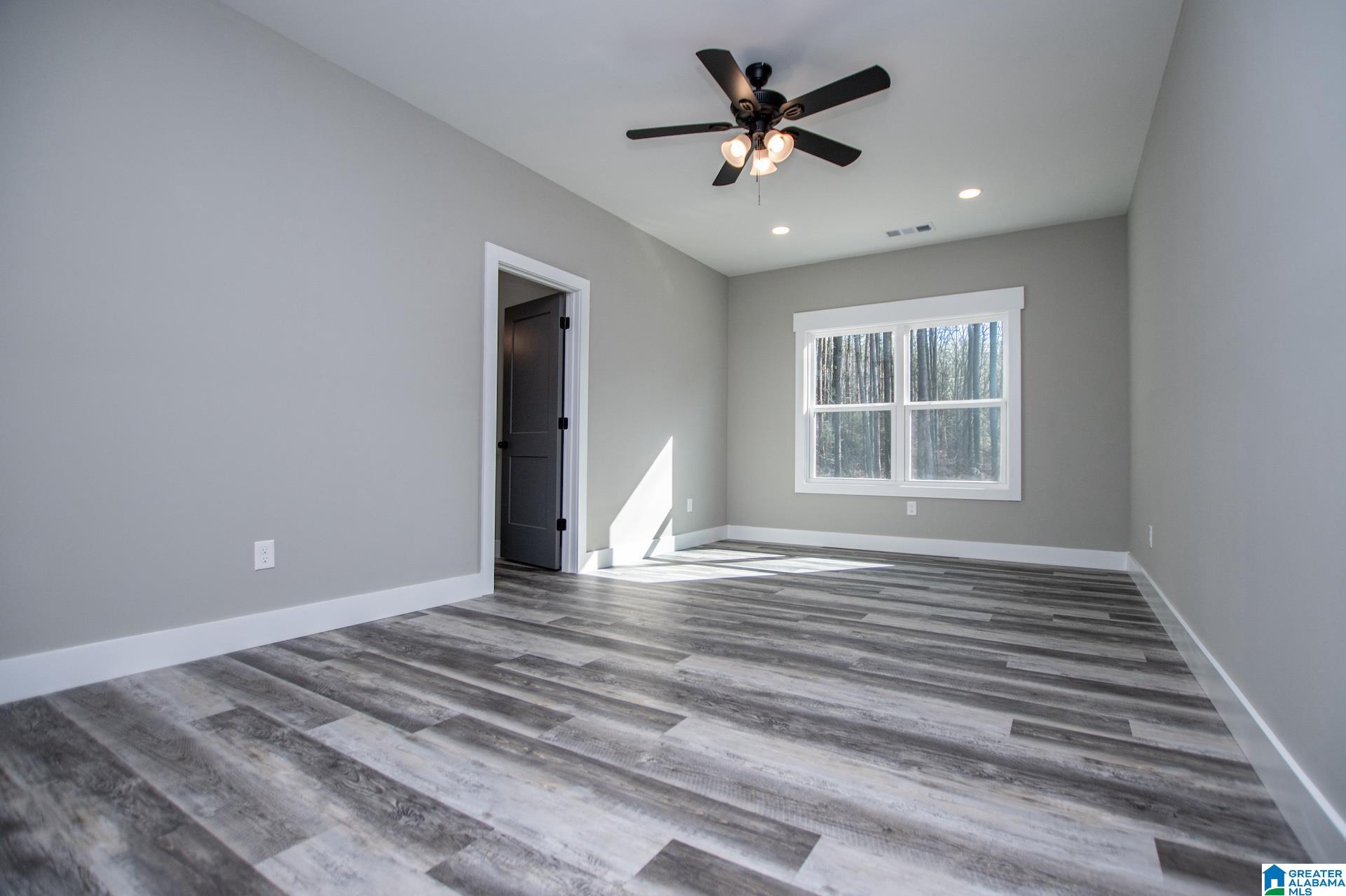 192 PENINSULA DRIVE