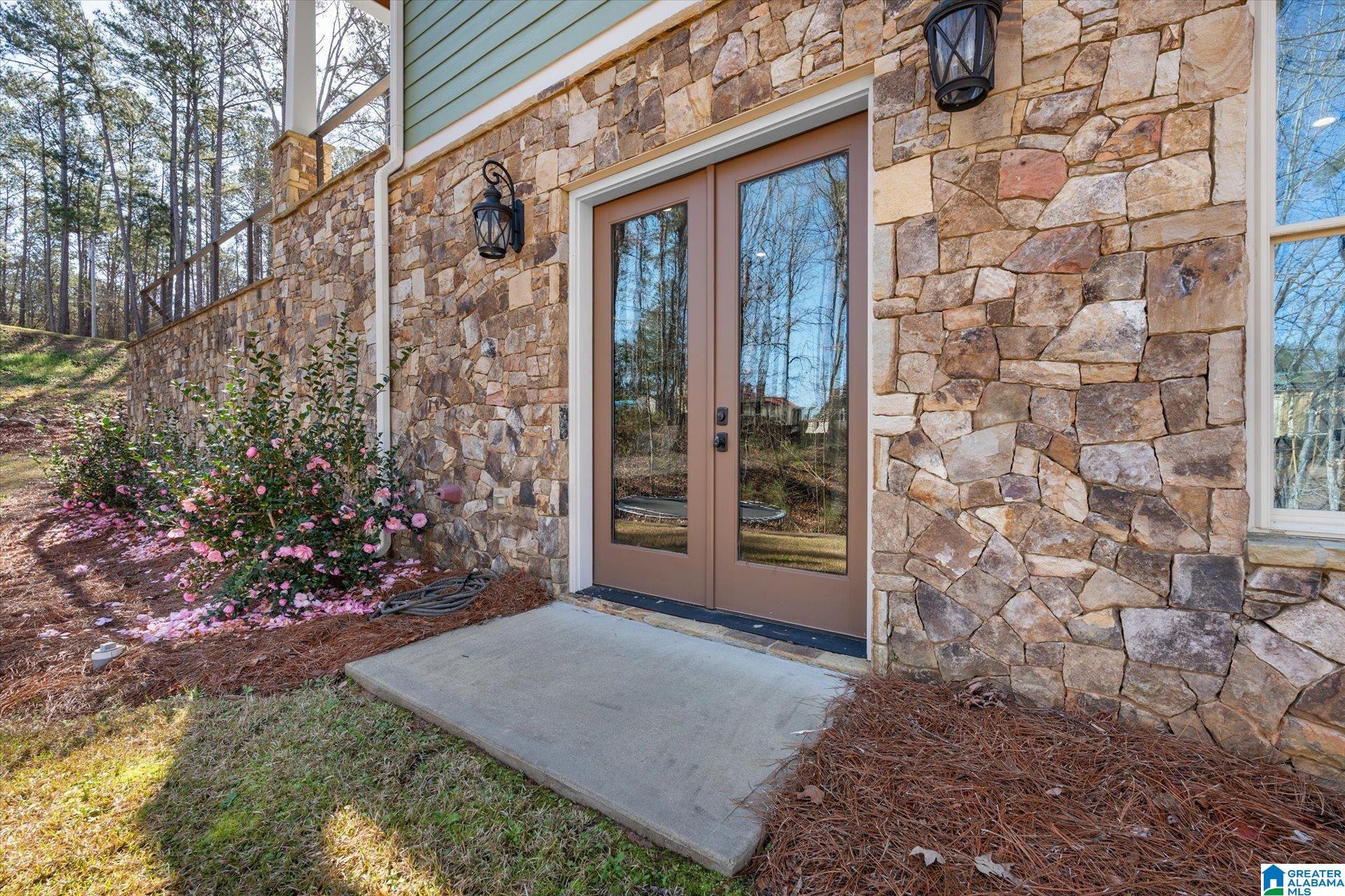 96 COUNTY ROAD 1292