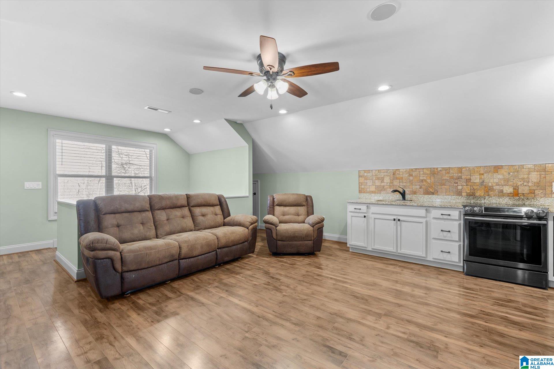 96 COUNTY ROAD 1292